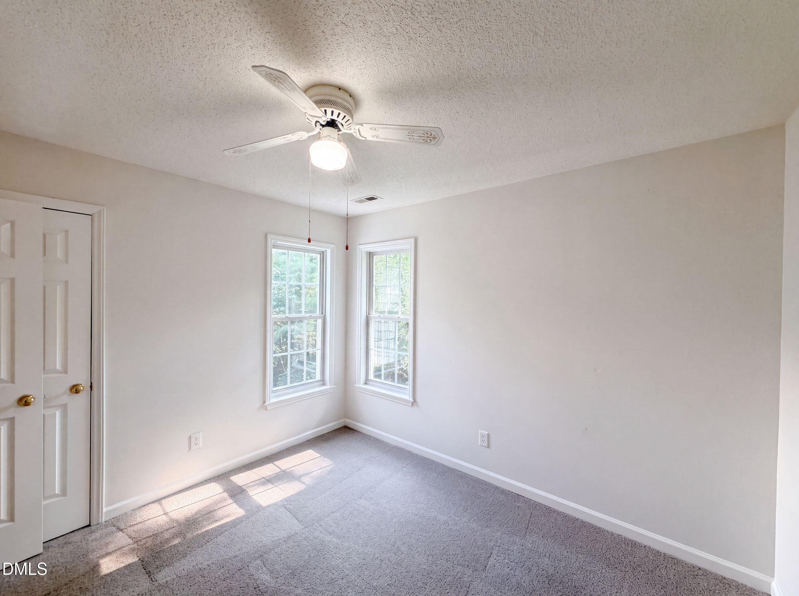 6113 Remington Lake Drive Property Photo 10