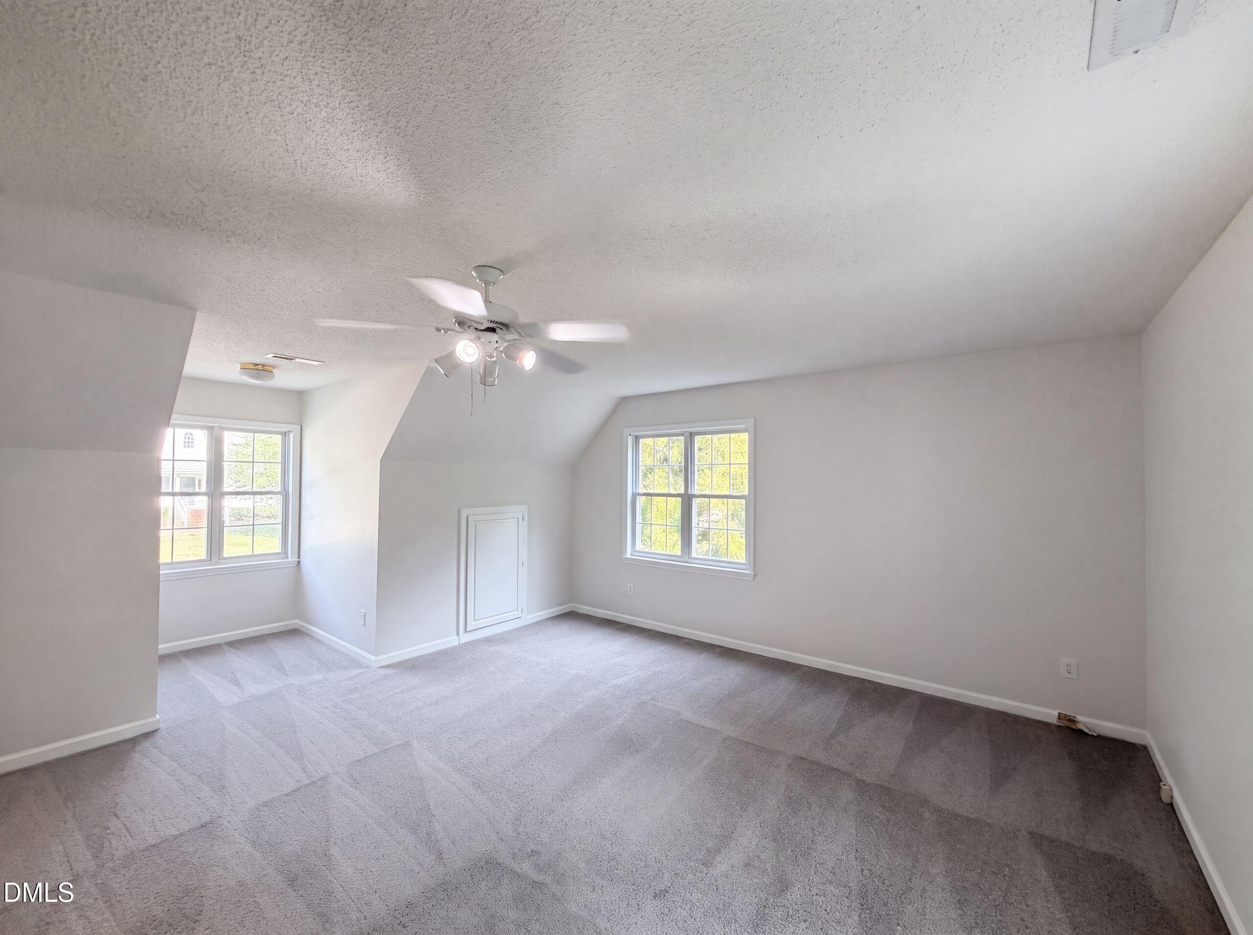 6113 Remington Lake Drive Property Photo 11