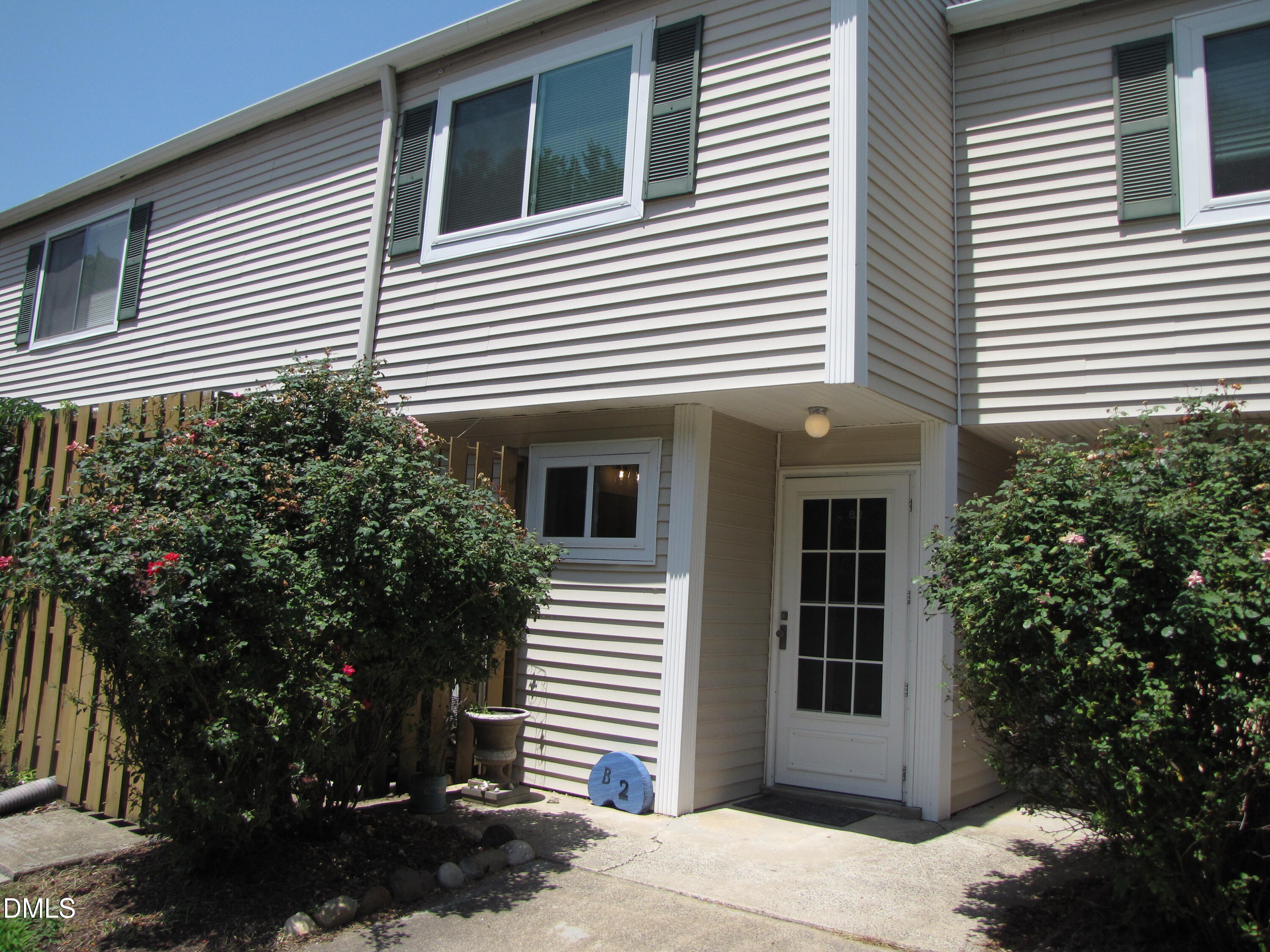220 Elizabeth Street Apt B2 Property Photo 1