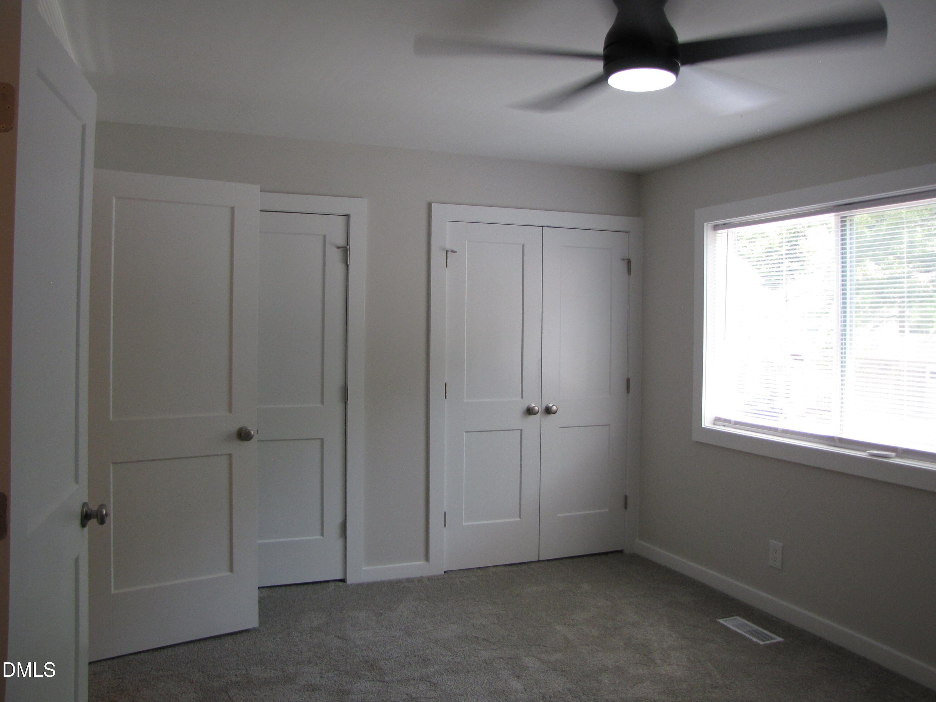 220 Elizabeth Street Apt B2 Property Photo 12