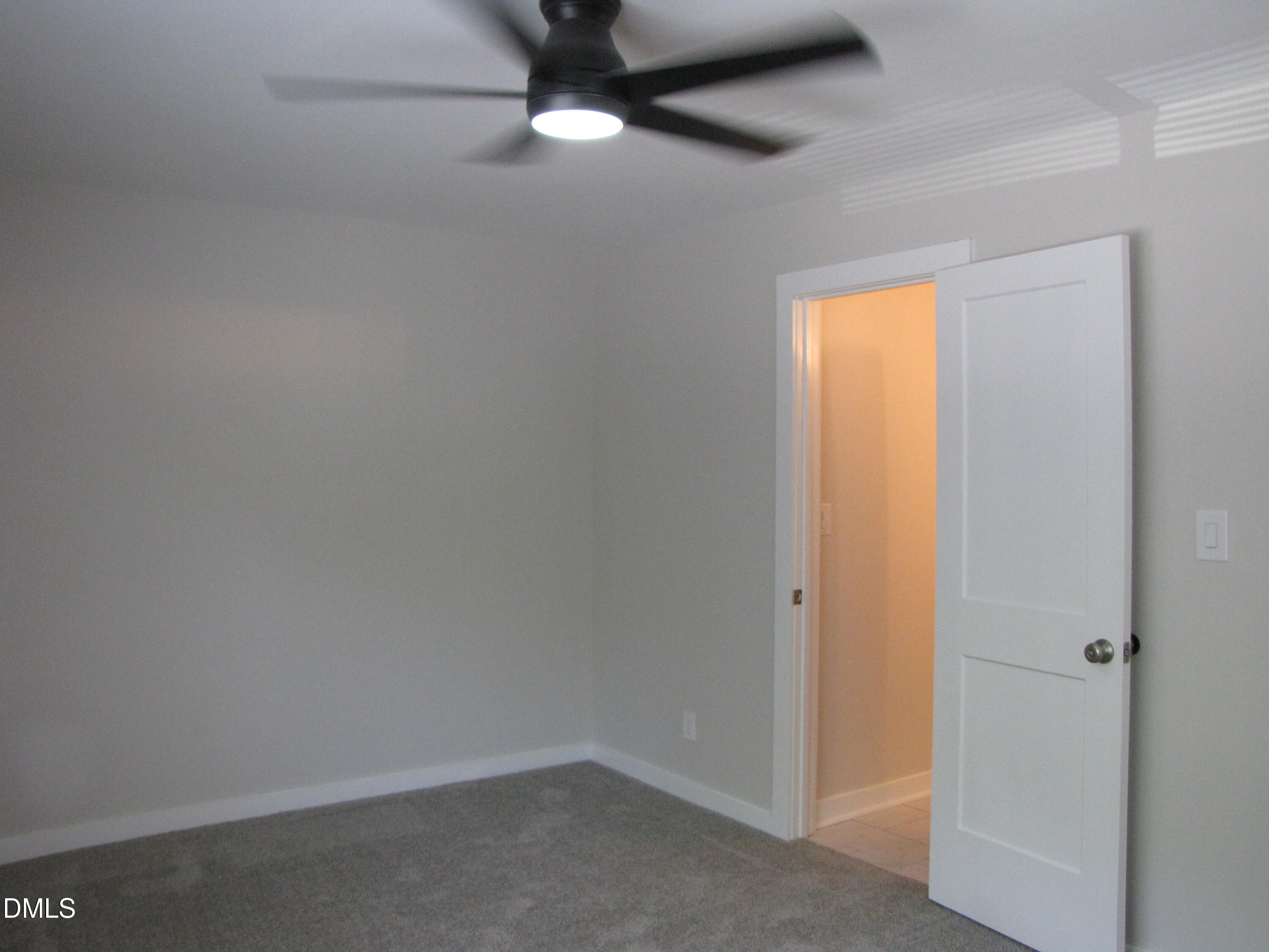 220 Elizabeth Street Apt B2 Property Photo 13