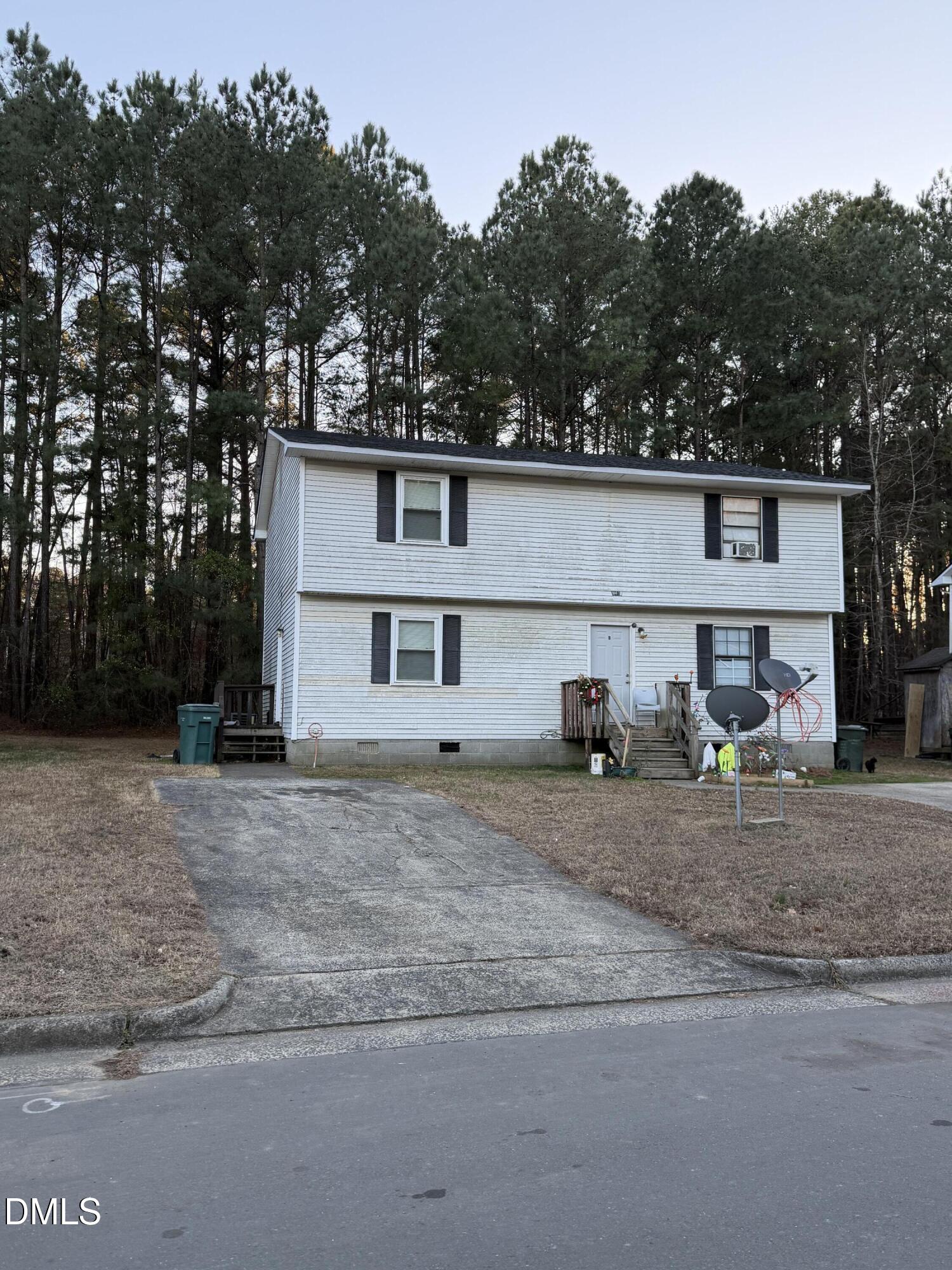 1427 Cherrycrest Drive Property Photo 1