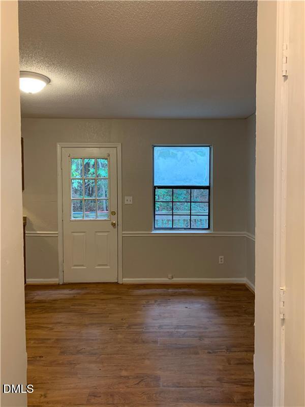 1427 Cherrycrest Drive Property Photo 4