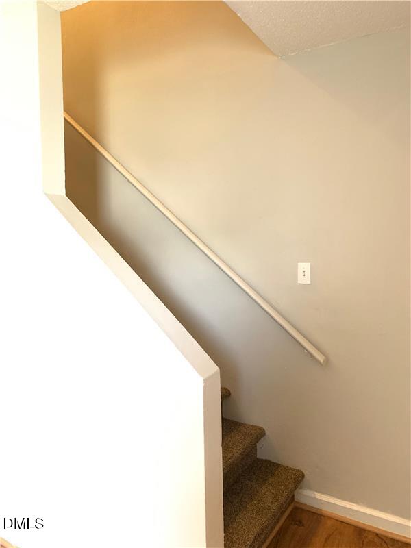 1427 Cherrycrest Drive Property Photo 10