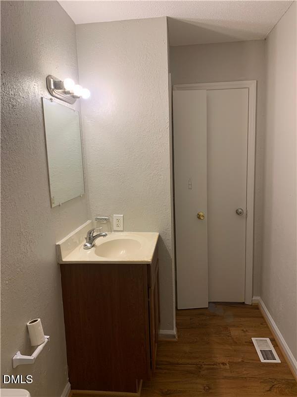 1427 Cherrycrest Drive Property Photo 17