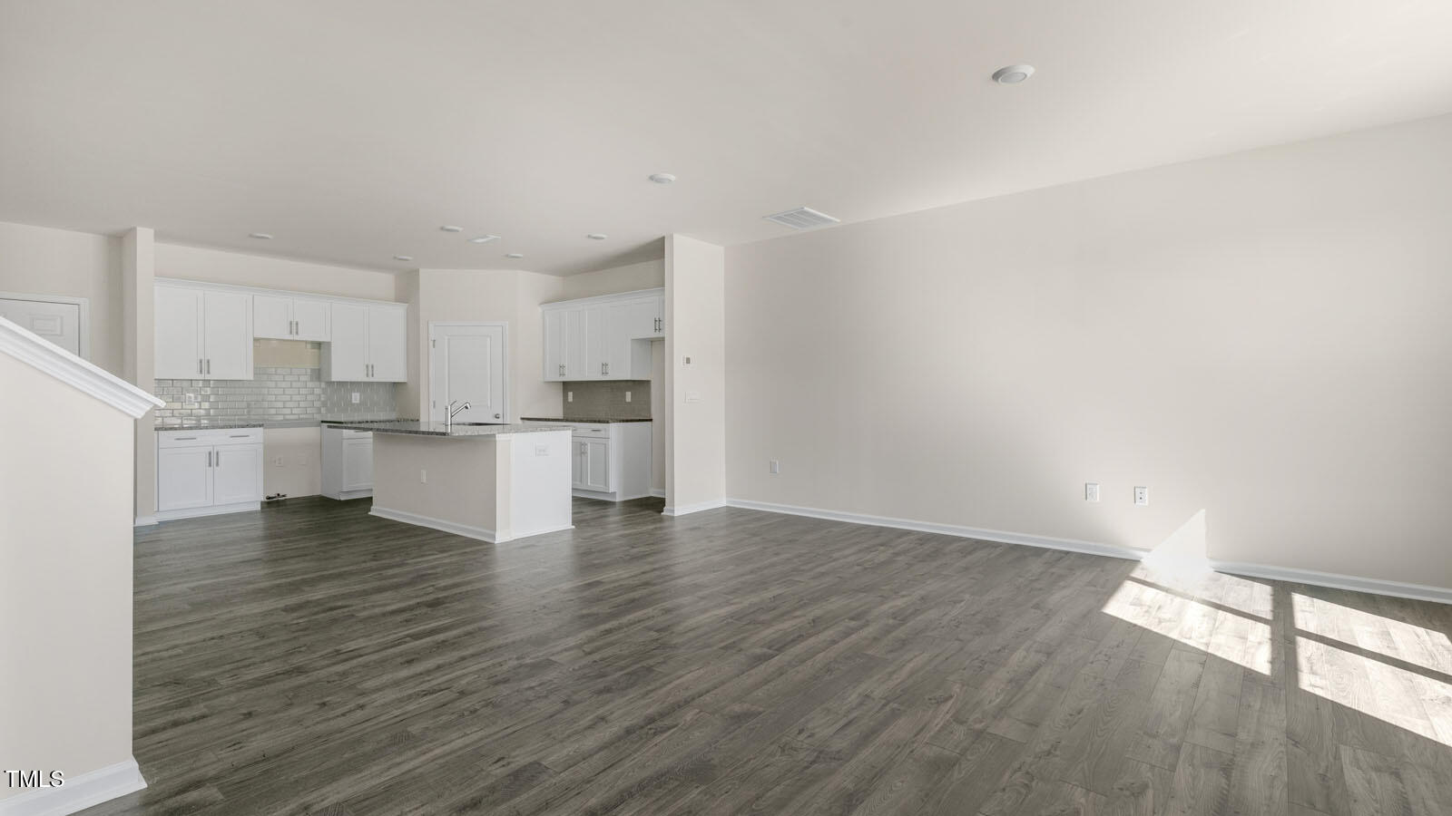931 Sculptor Street Property Photo 7