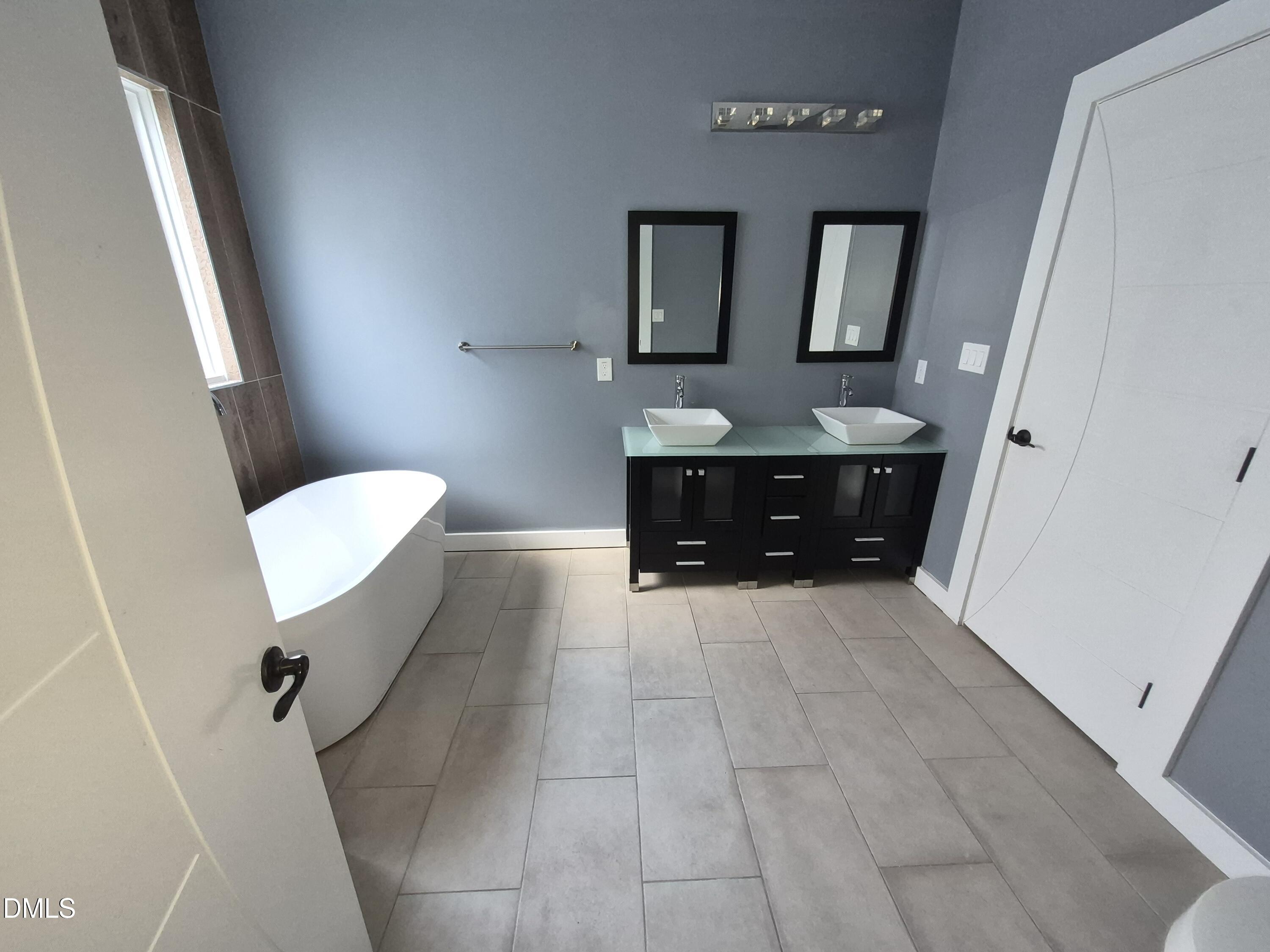 603 Lee Street Property Photo 22