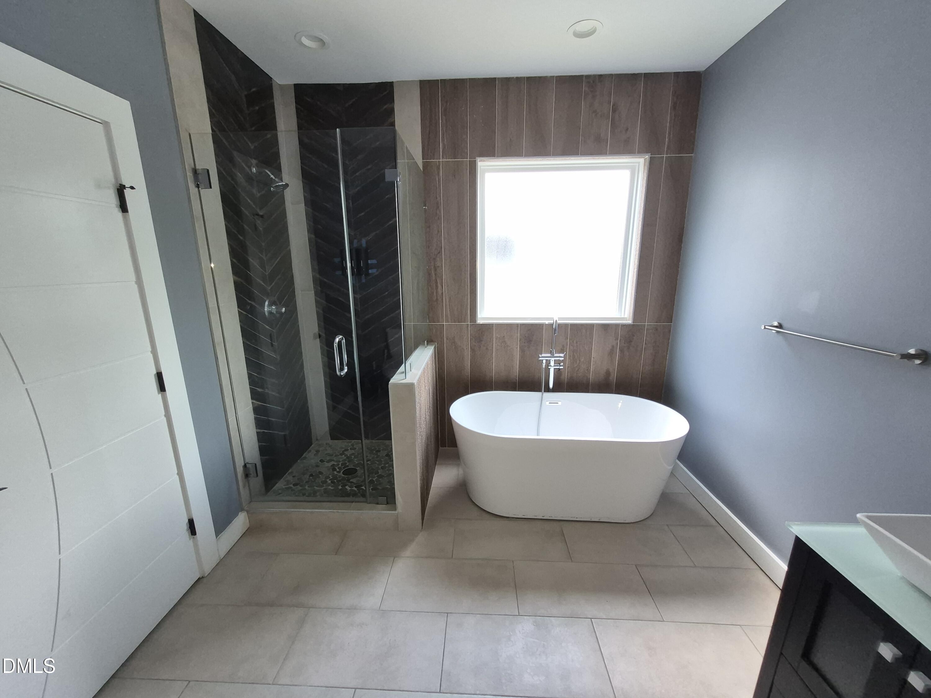 603 Lee Street Property Photo 24