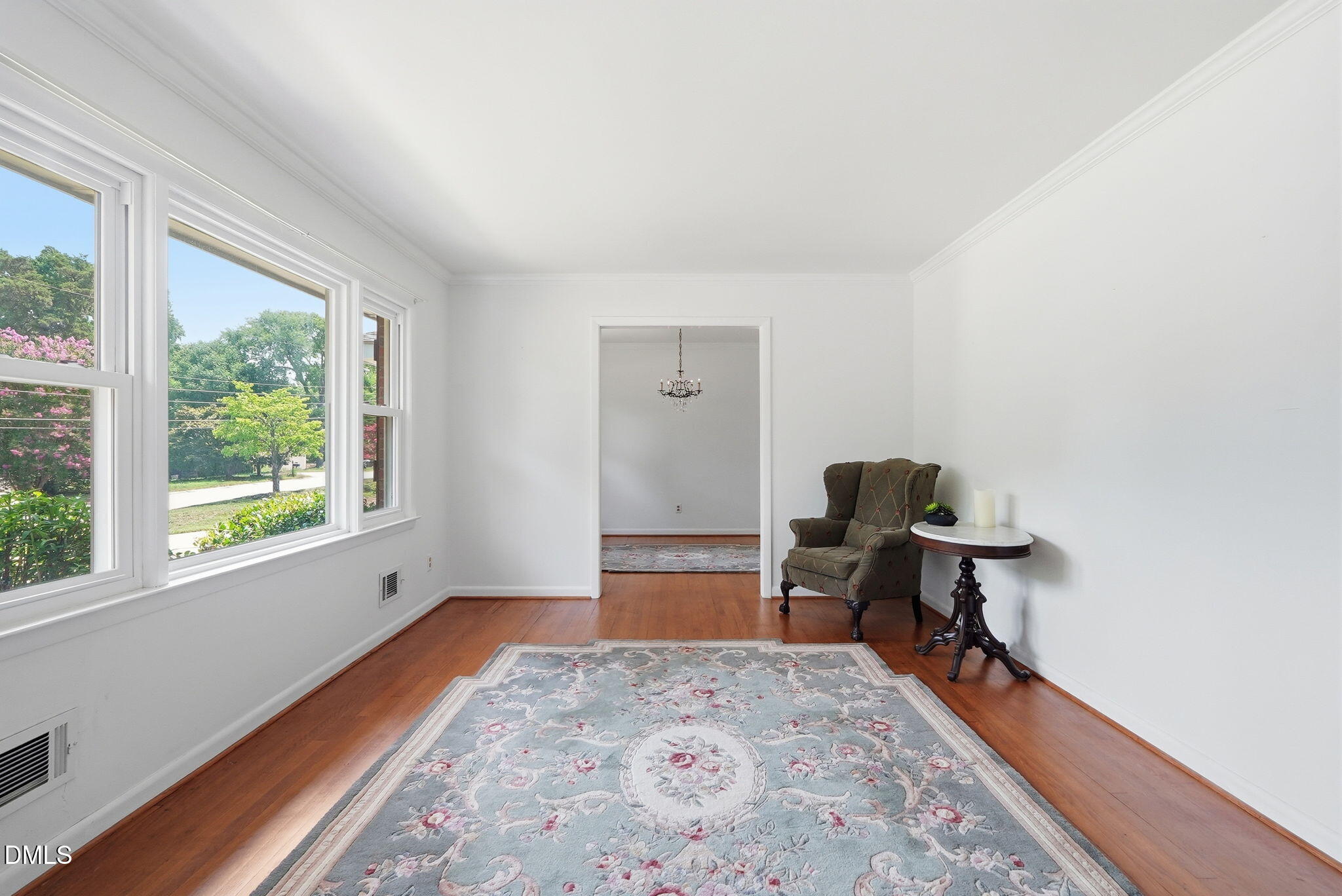 4409 Leota Drive Property Photo 4