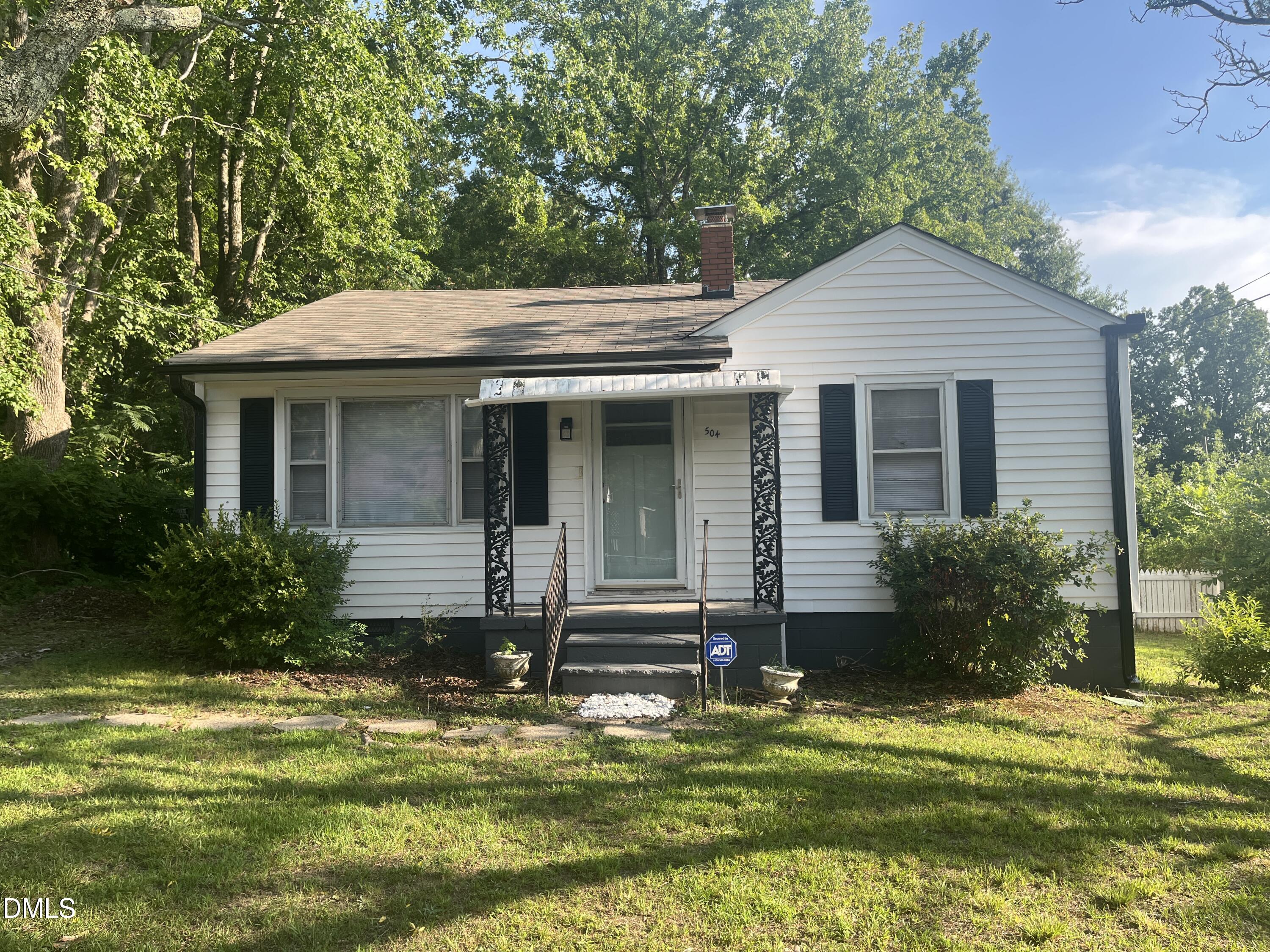 504 Powell Street Property Photo 1