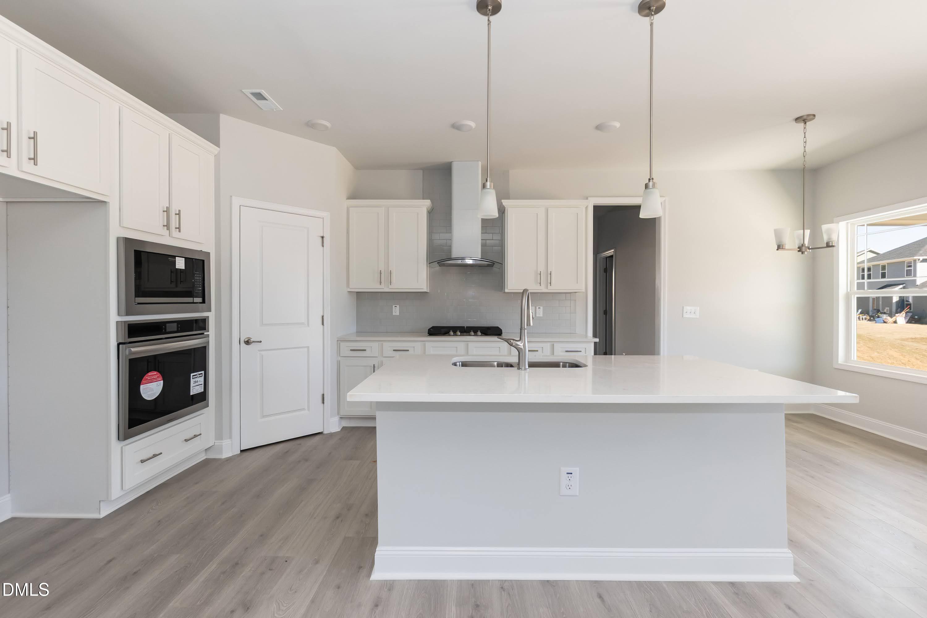 223 Hidden Pines Drive Property Photo 3
