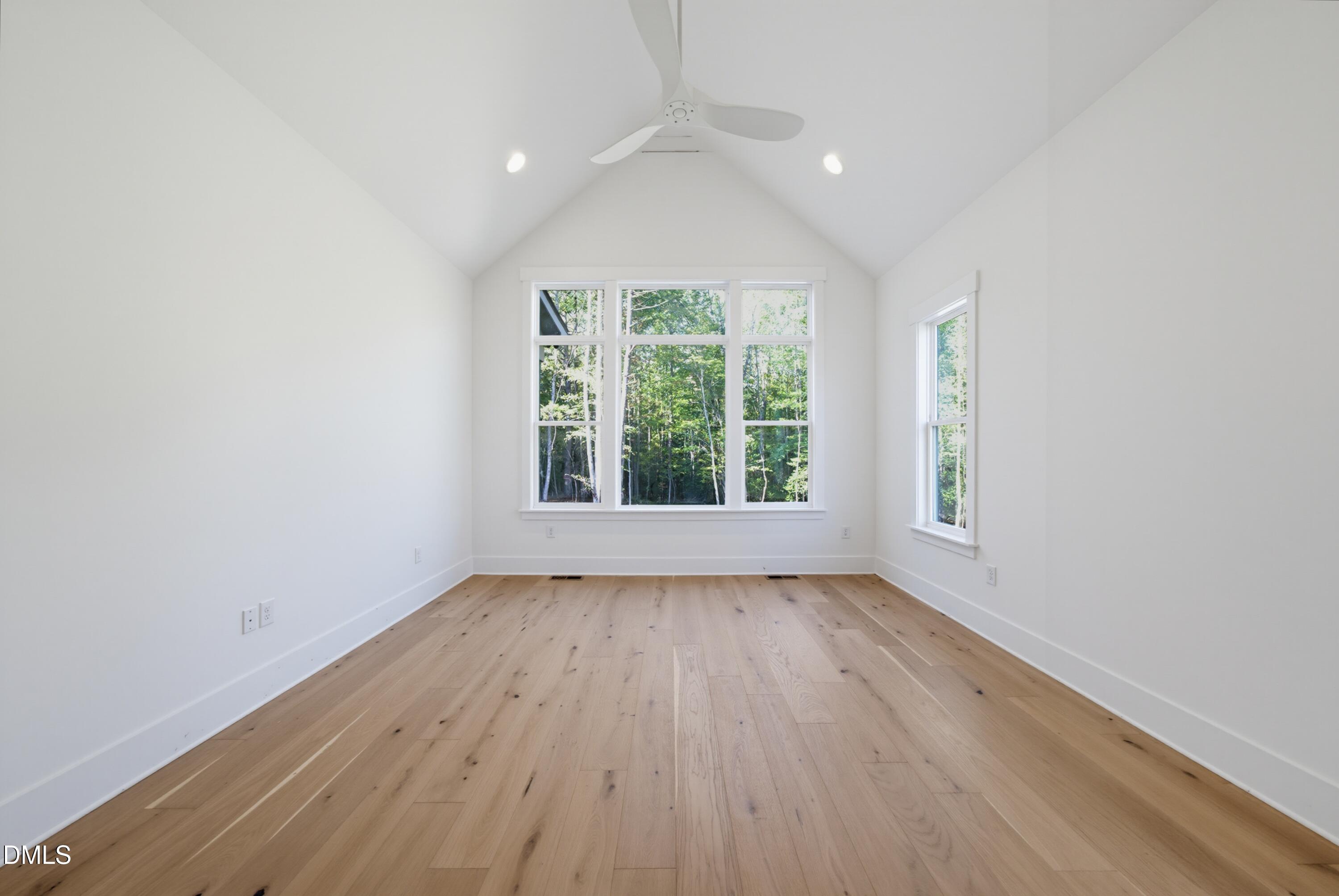 2457 Rosslare Mews Lane Property Photo 17