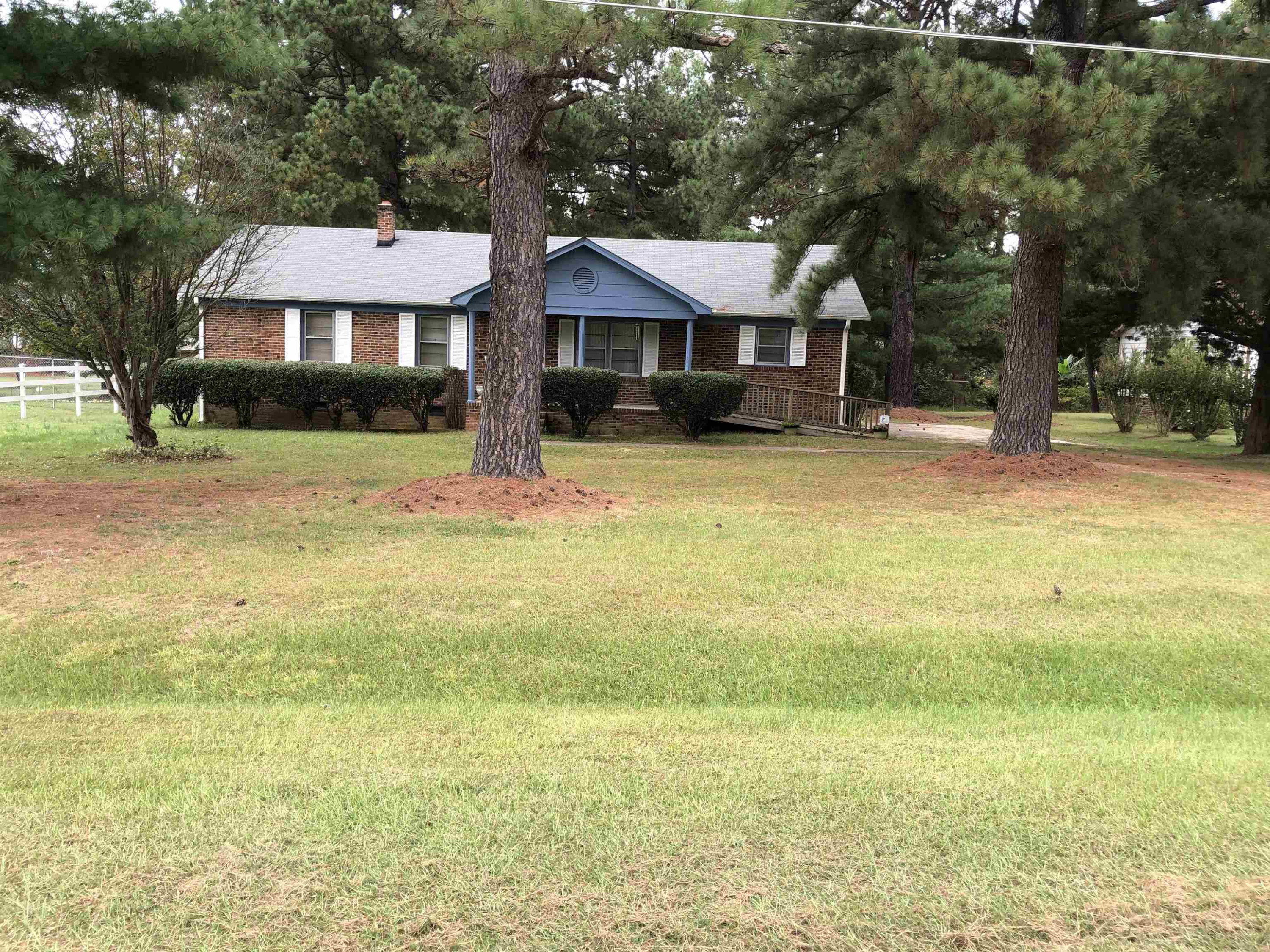 132 Brookhaven Court Property Photo 1