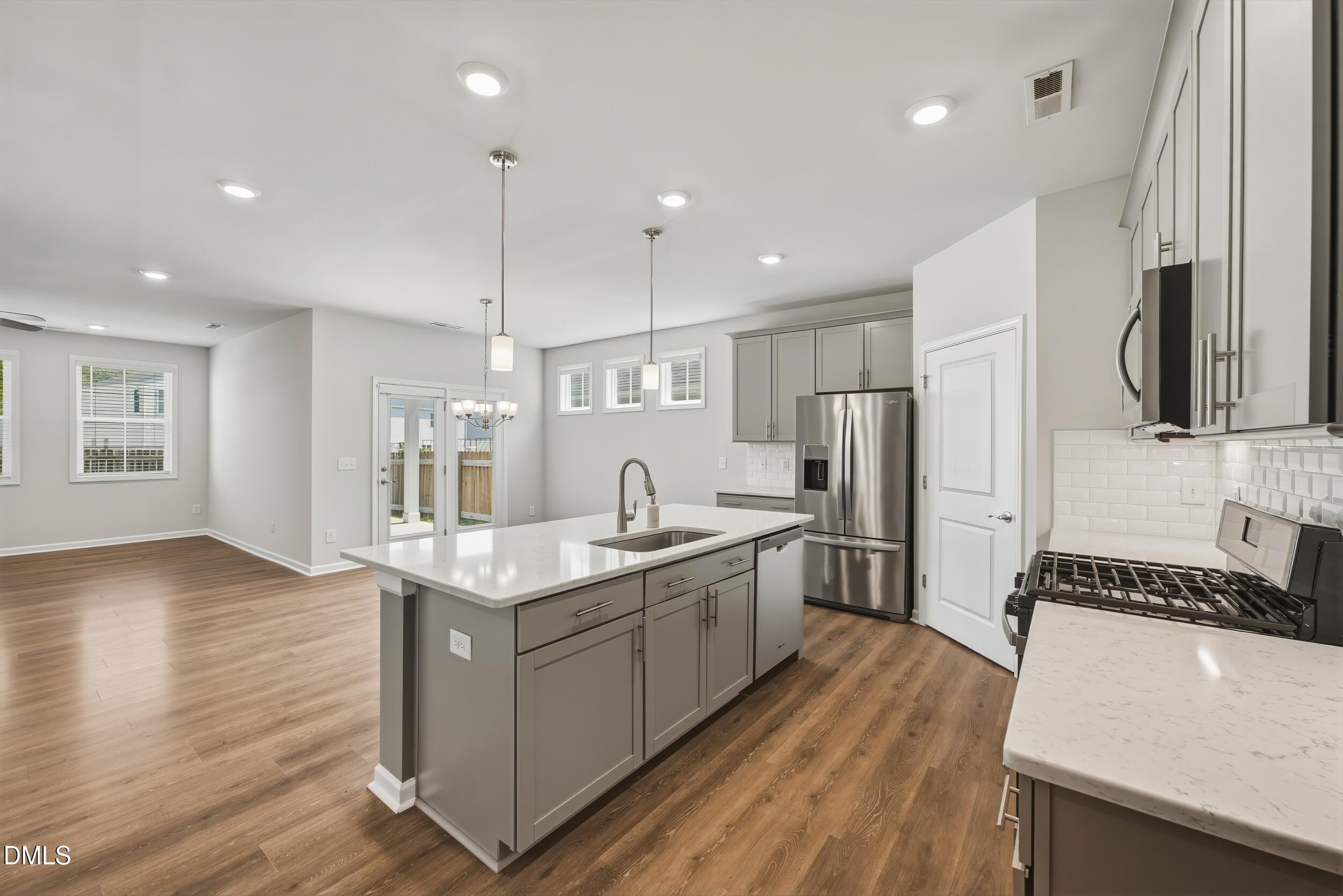 6443 Grogan Hill Road Property Photo 12