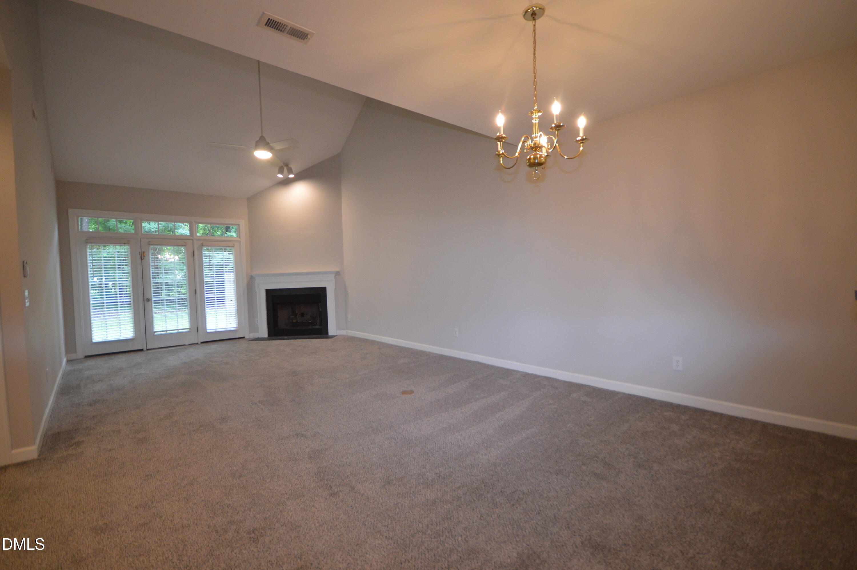 3319 Philmont Drive Property Photo 4