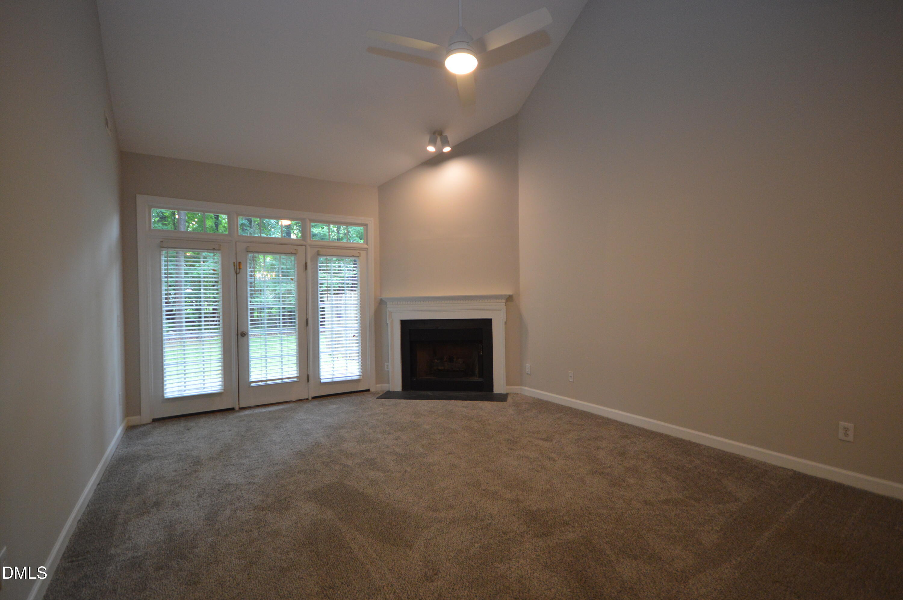 3319 Philmont Drive Property Photo 6
