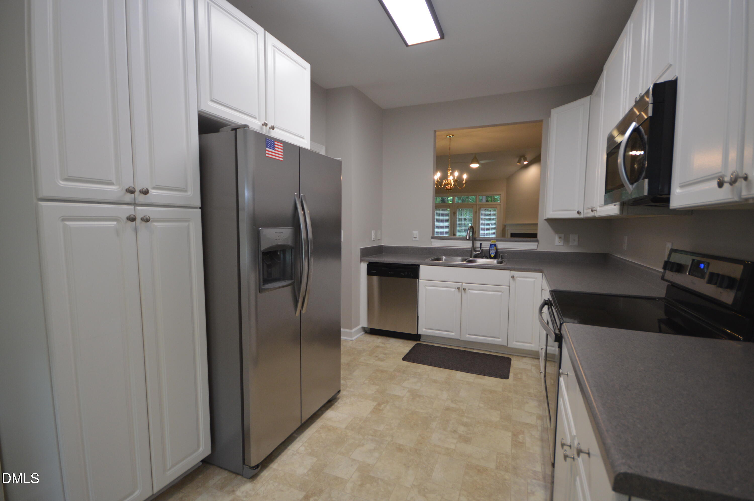 3319 Philmont Drive Property Photo 10