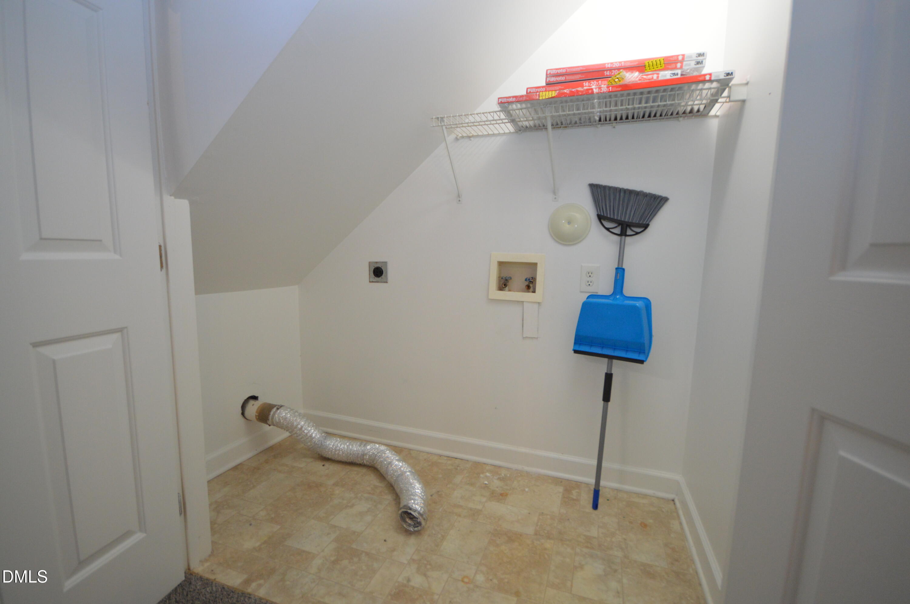 3319 Philmont Drive Property Photo 12