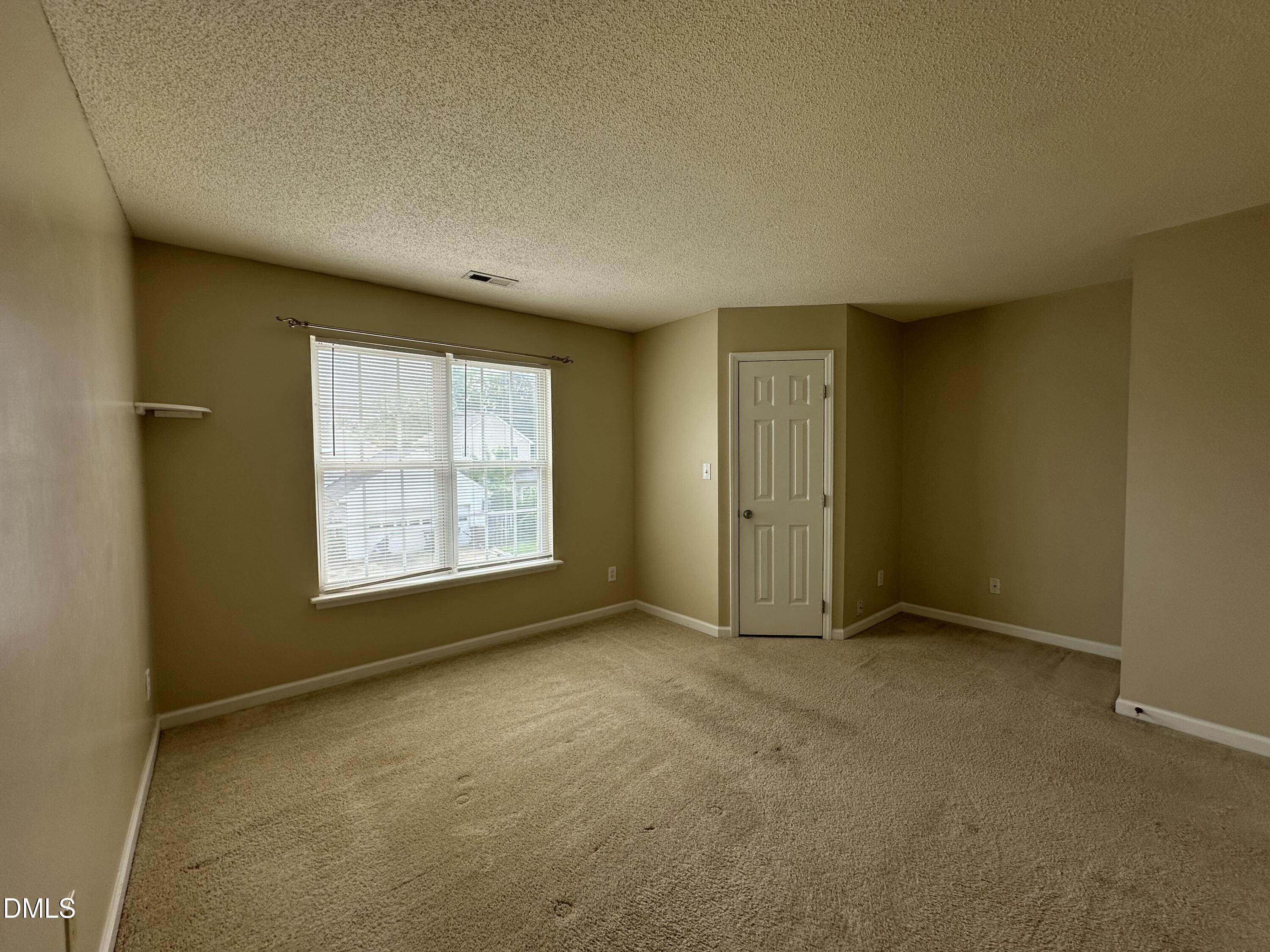 312 Commons Drive Property Photo 11