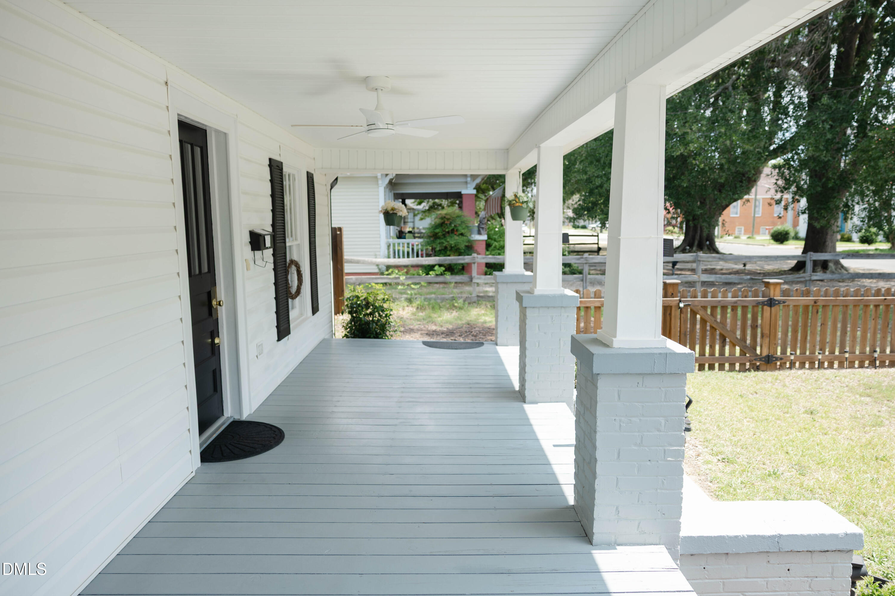 706 S Magnolia Property Photo 14