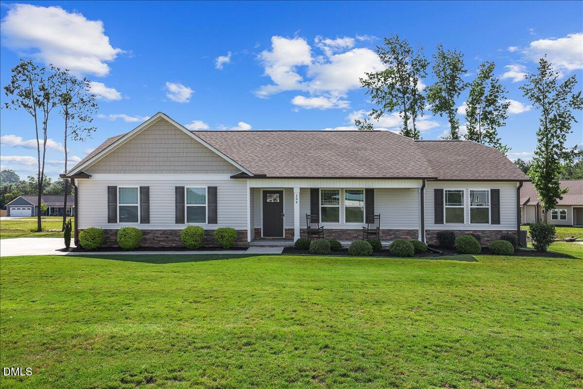206 Tuscany Circle Property Photo 1