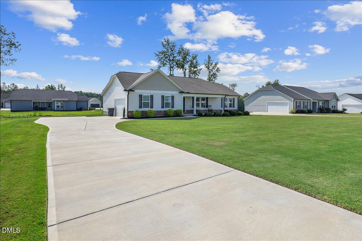 206 Tuscany Circle Property Photo 3