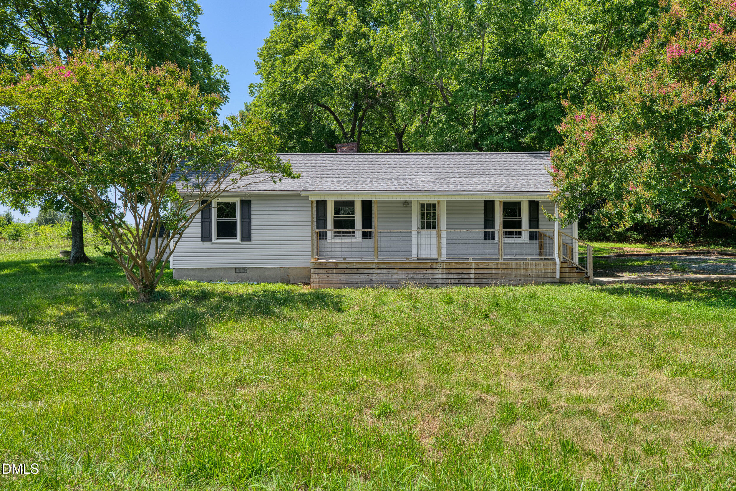 4956 Thom Road Property Photo 1