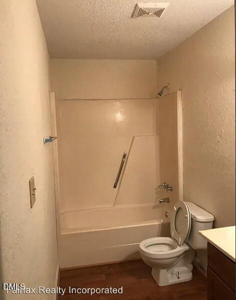 1421 Cherrycrest Drive Property Photo 9