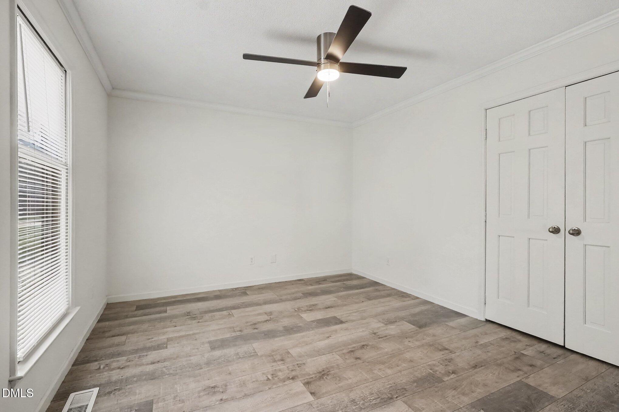 930 Meadowbrook Drive Property Photo 16