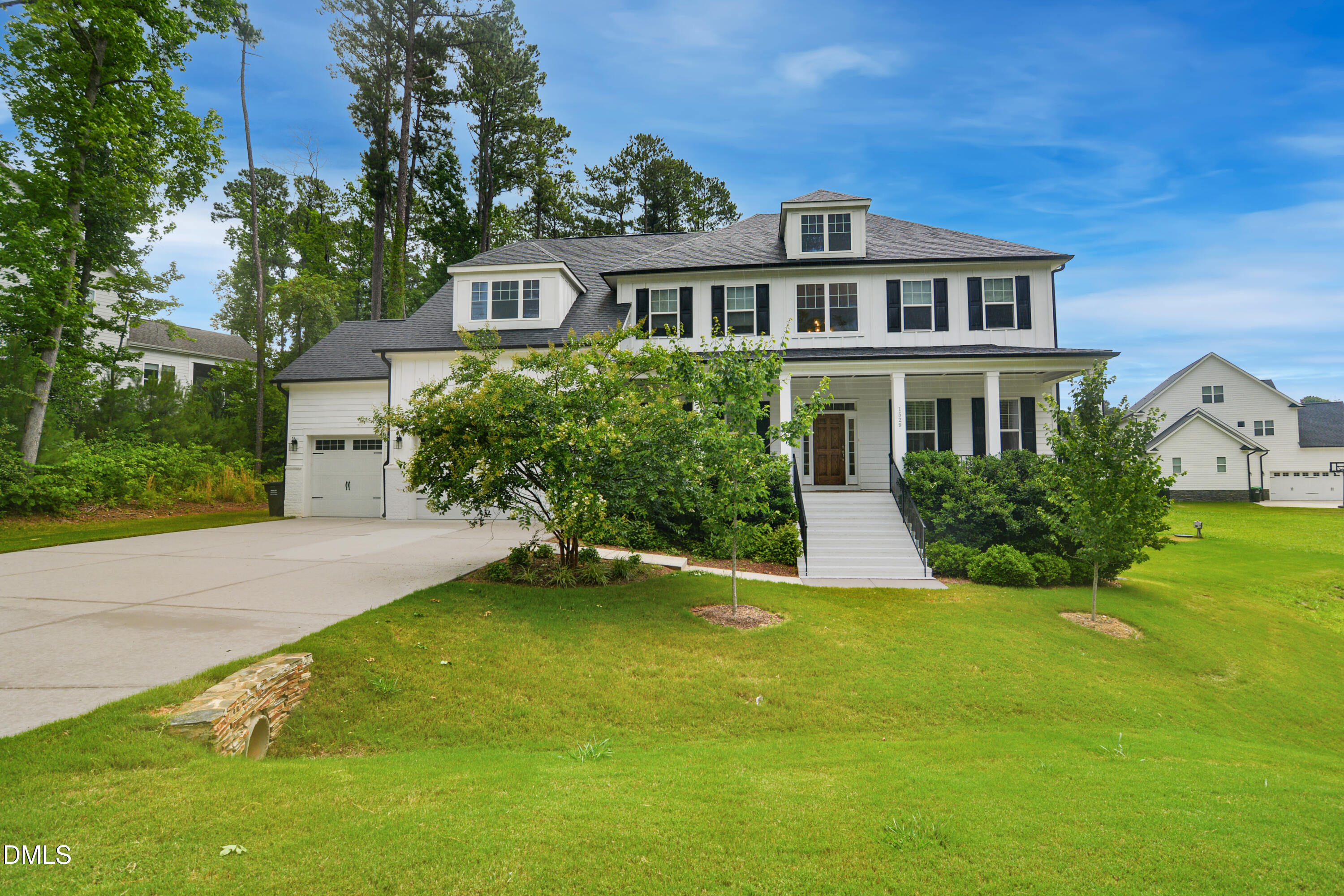 1529 Meadows Bank Way