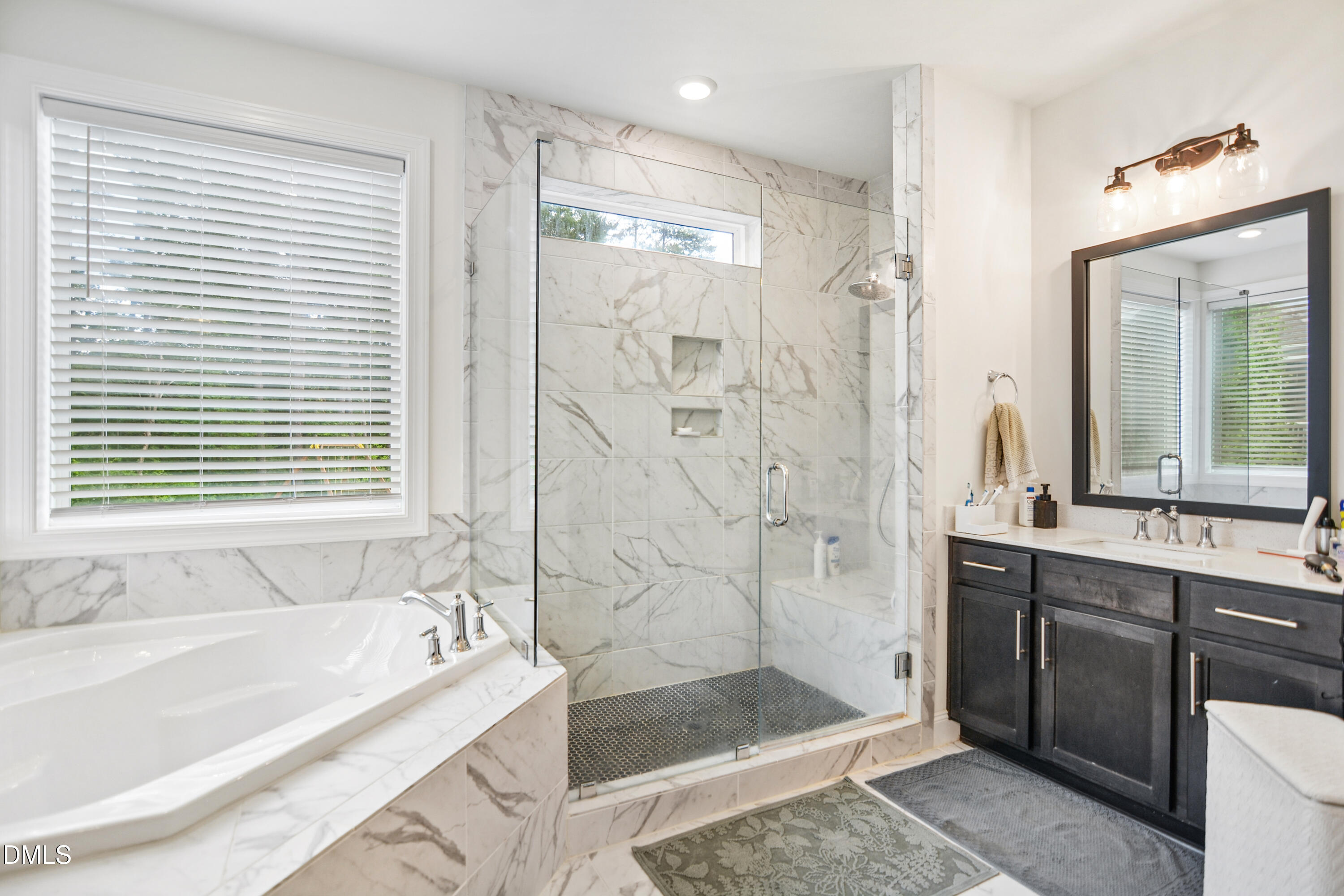 1529 Meadows Bank Way Property Photo 26