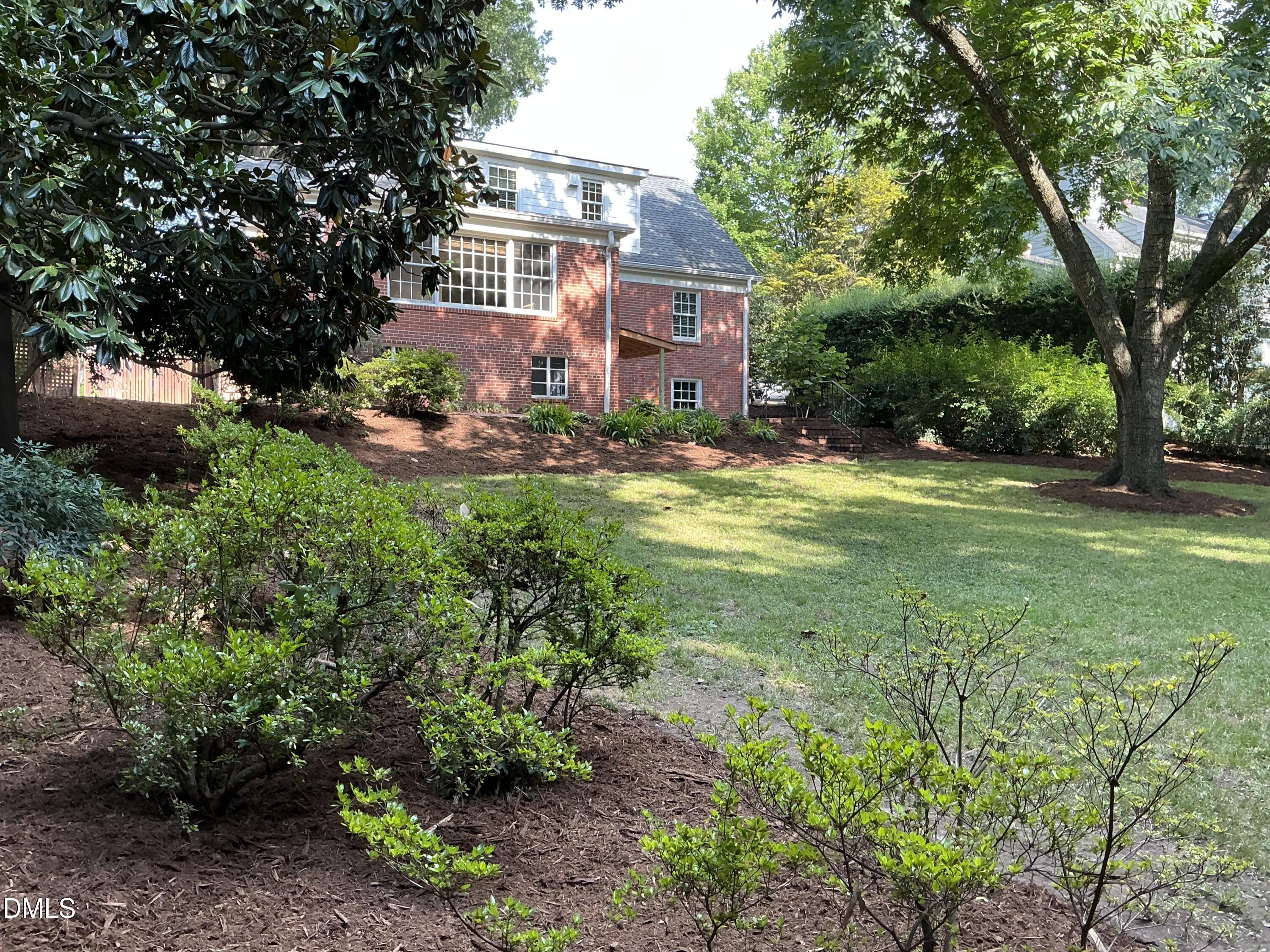 119 Montgomery Street Property Photo 32
