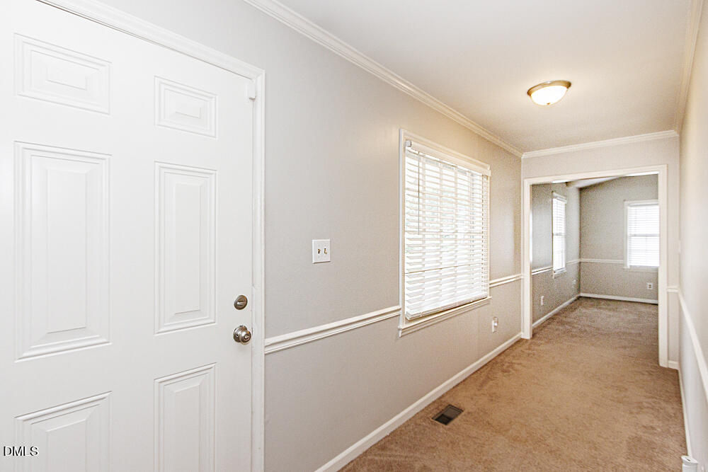 1101 Strawbush Road Property Photo 4