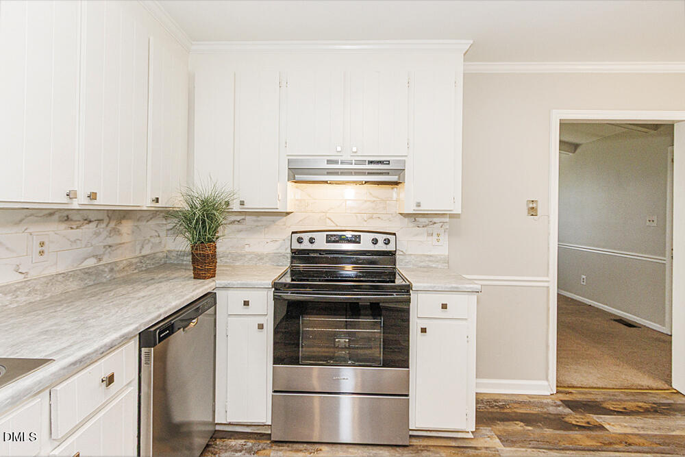 1101 Strawbush Road Property Photo 13