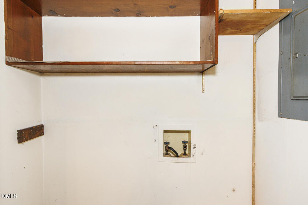 1101 Strawbush Road Property Photo 16