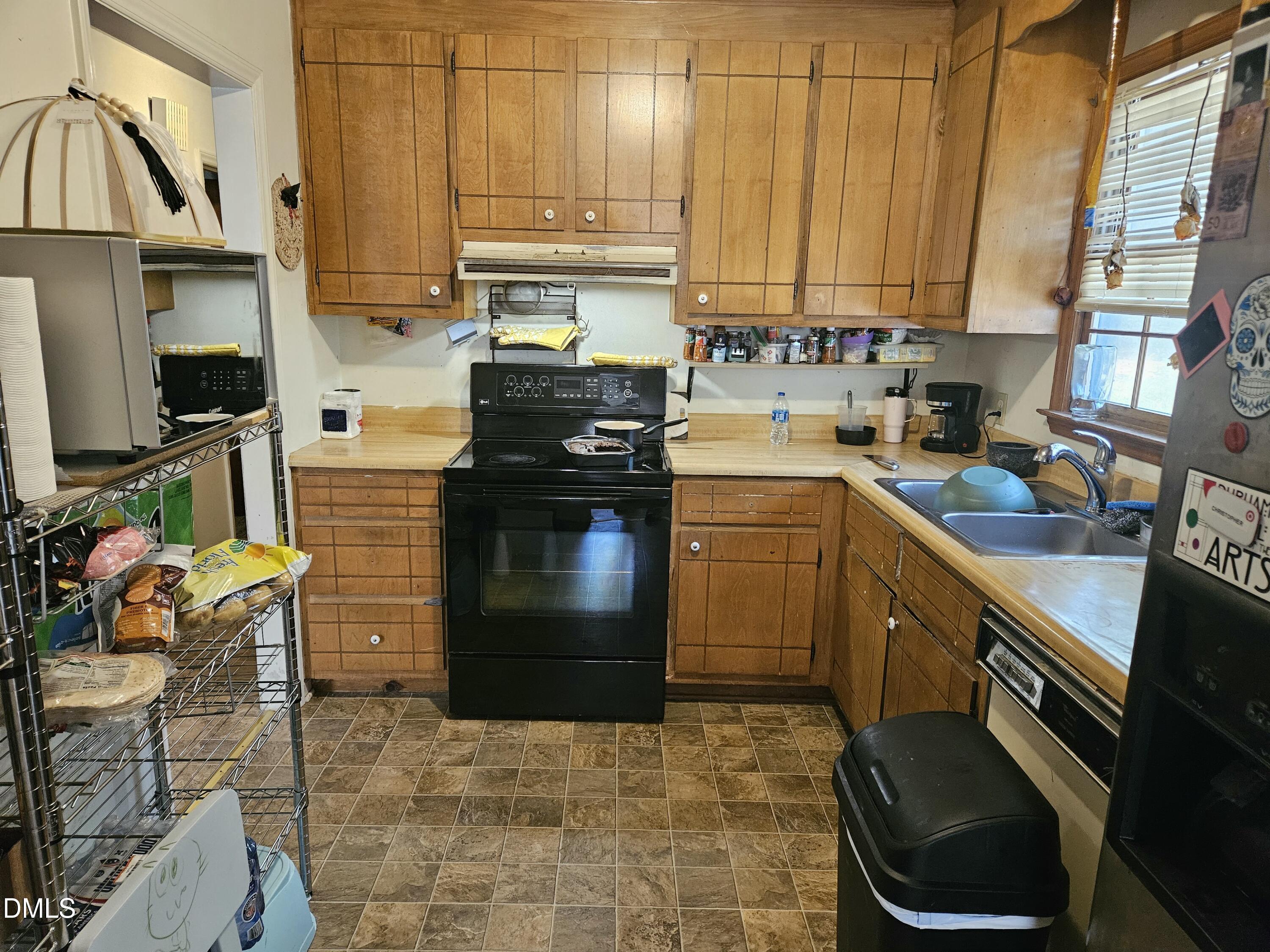 2807 Shaftsbury Street Property Photo 7