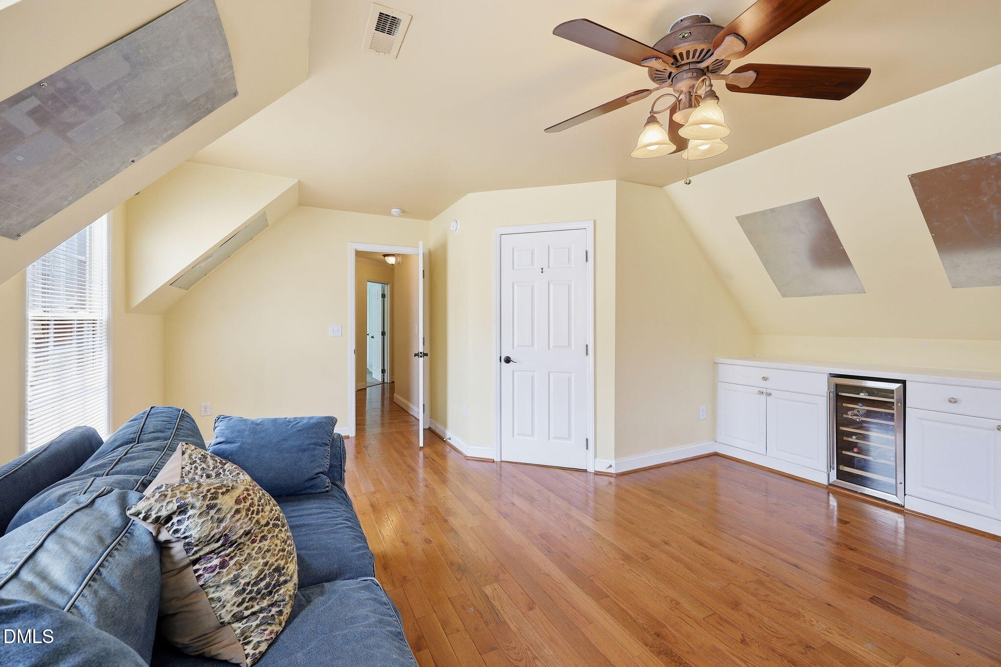 1500 Town Home Drive Property Photo 28