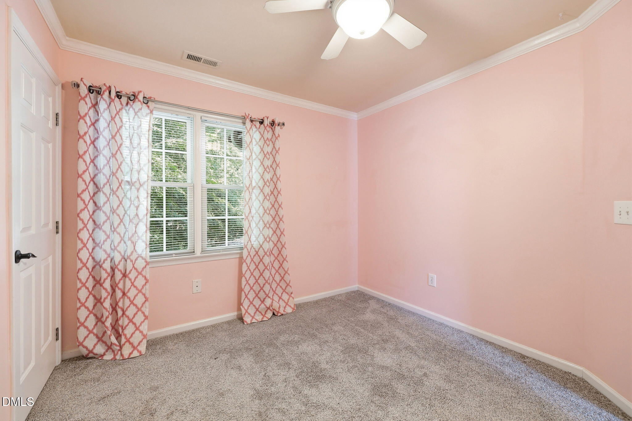 1500 Town Home Drive Property Photo 30