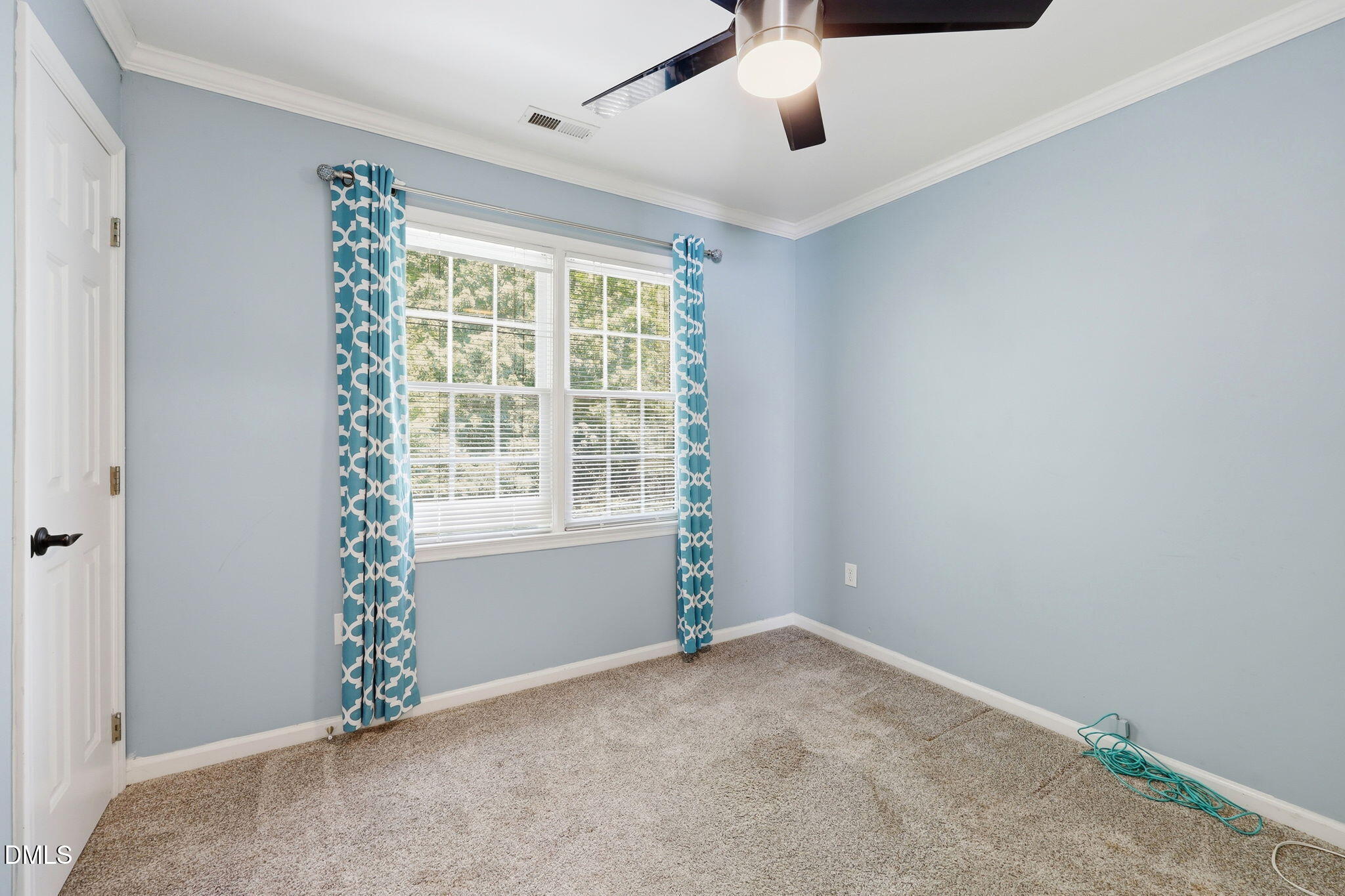 1500 Town Home Drive Property Photo 33