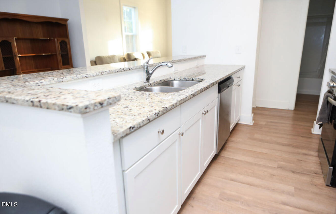 333 Walston Street Property Photo 16