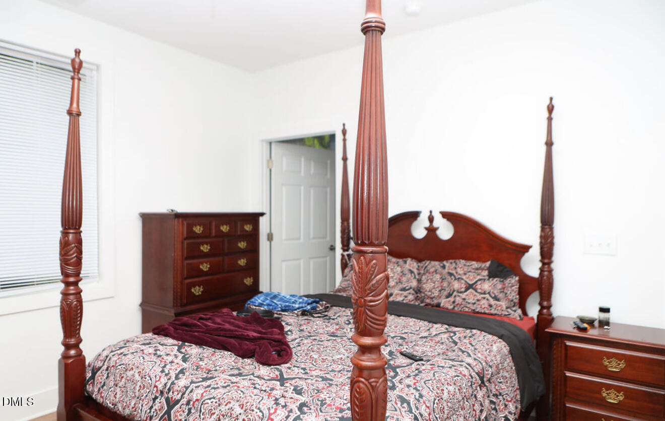 333 Walston Street Property Photo 18