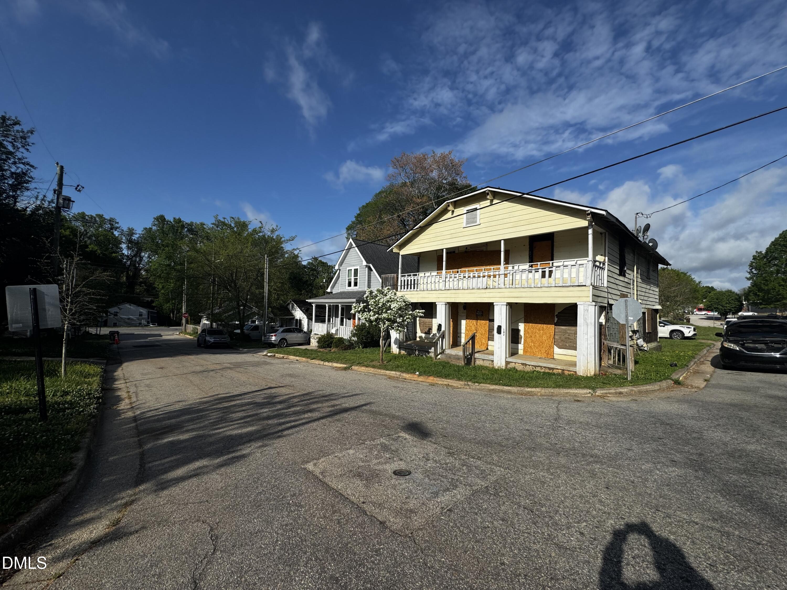 102 S Fisher Street Property Photo 10