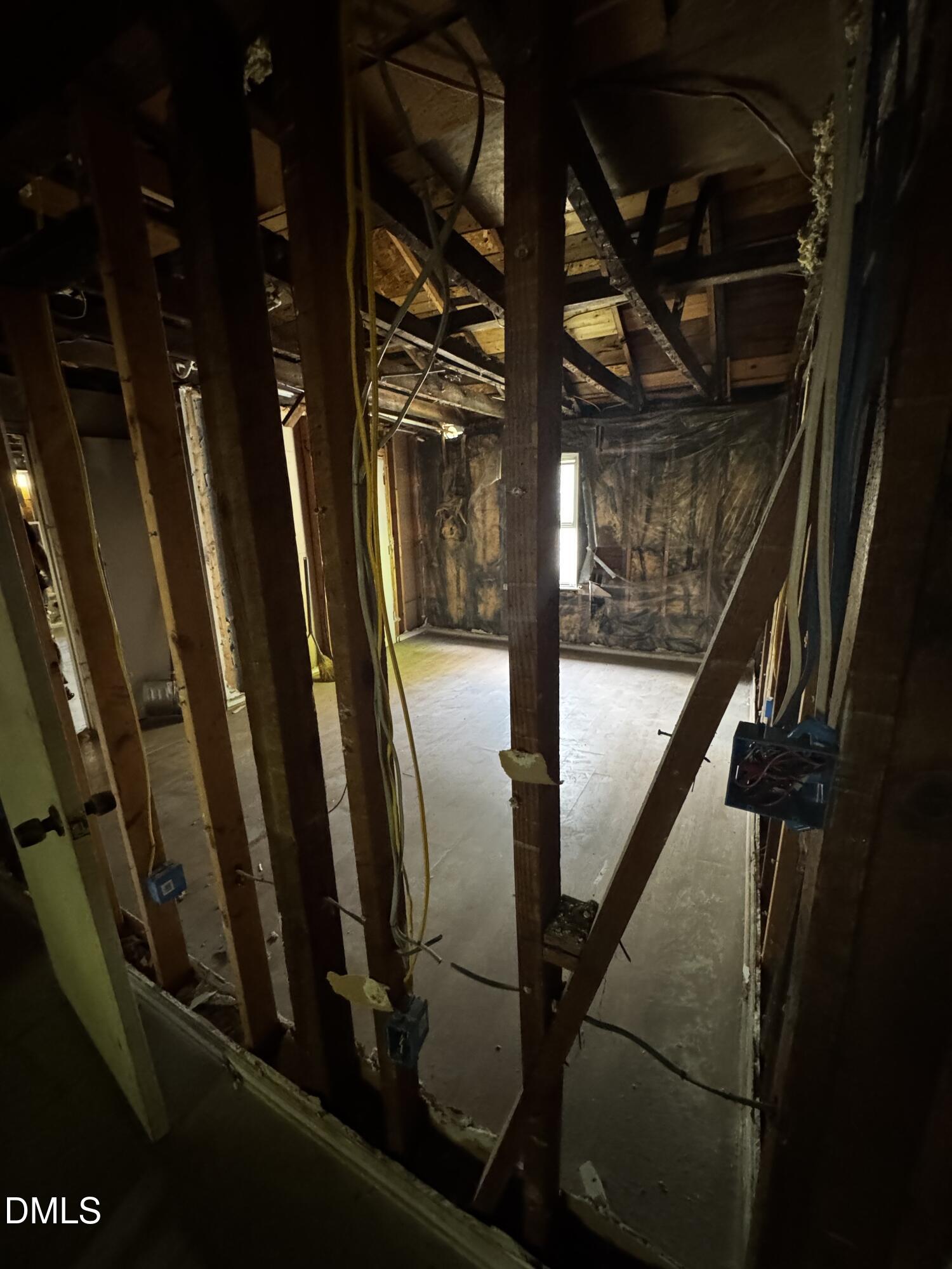 102 S Fisher Street Property Photo 14