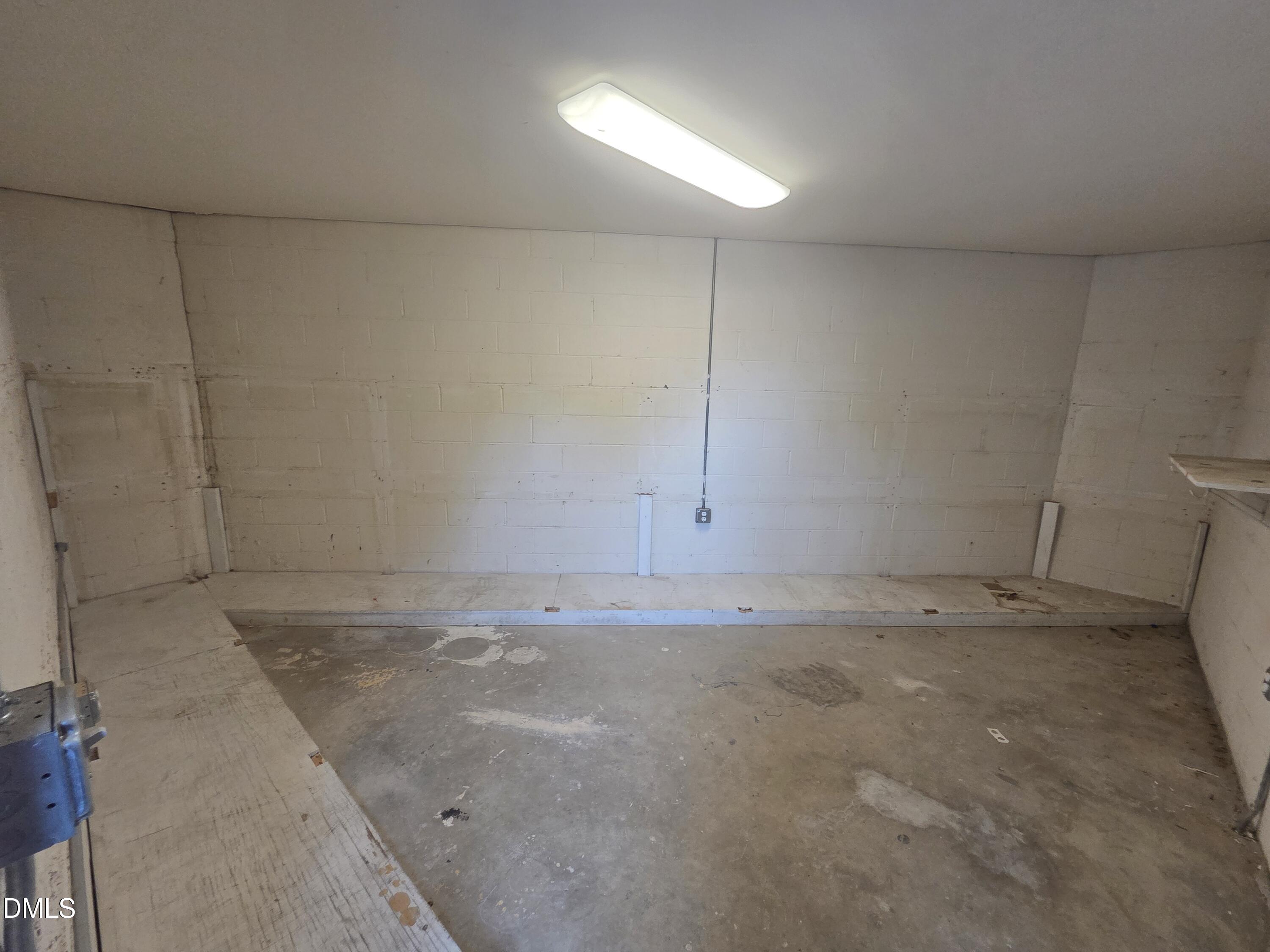 5104 Hollyridge Drive 101 Property Photo 25