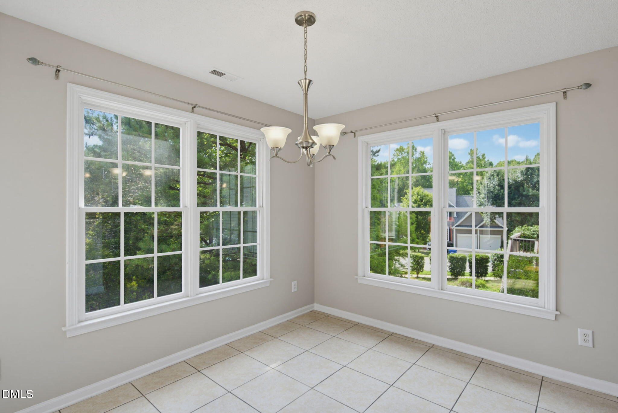 5004 Linden Oaks Avenue Property Photo 11