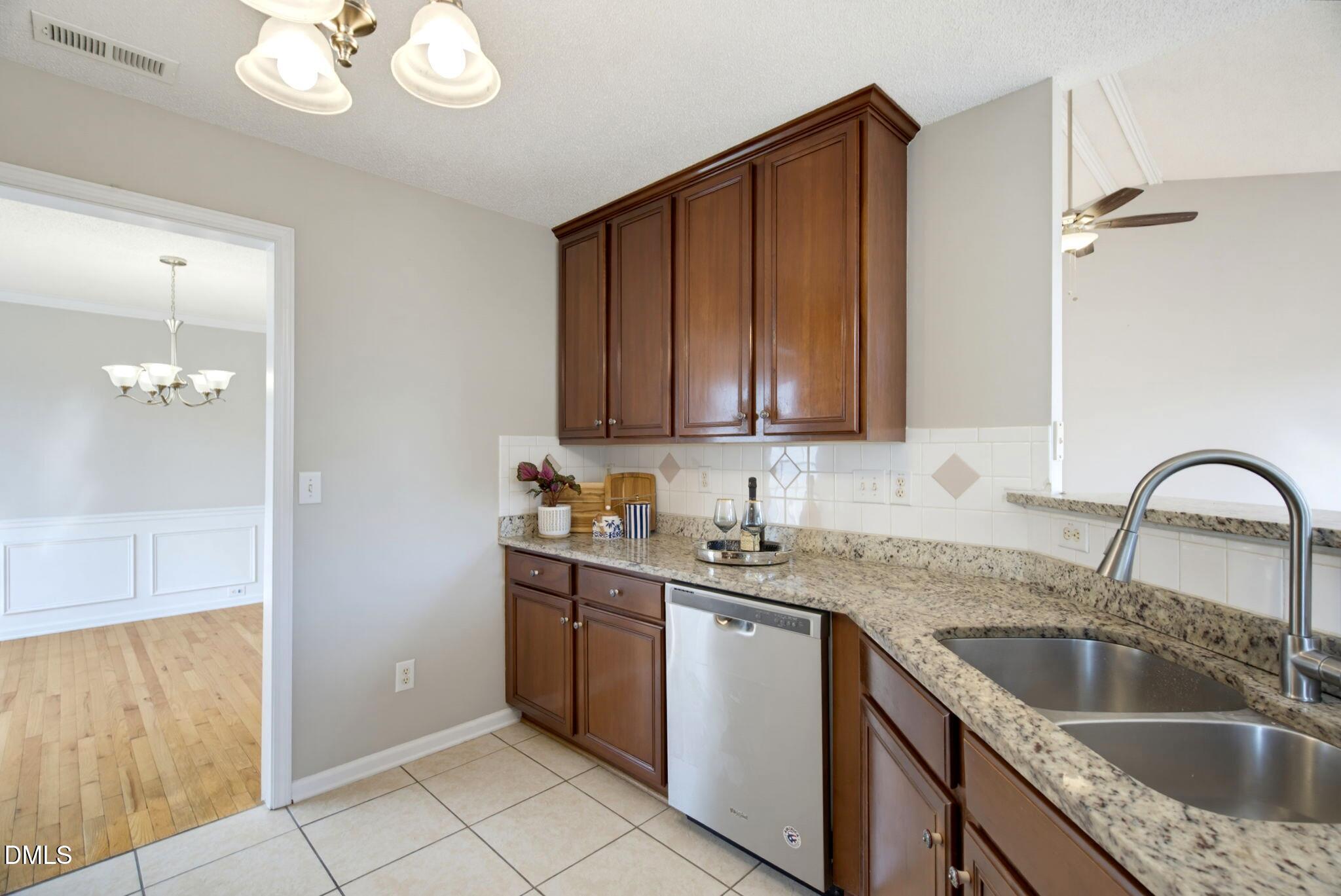 5004 Linden Oaks Avenue Property Photo 12