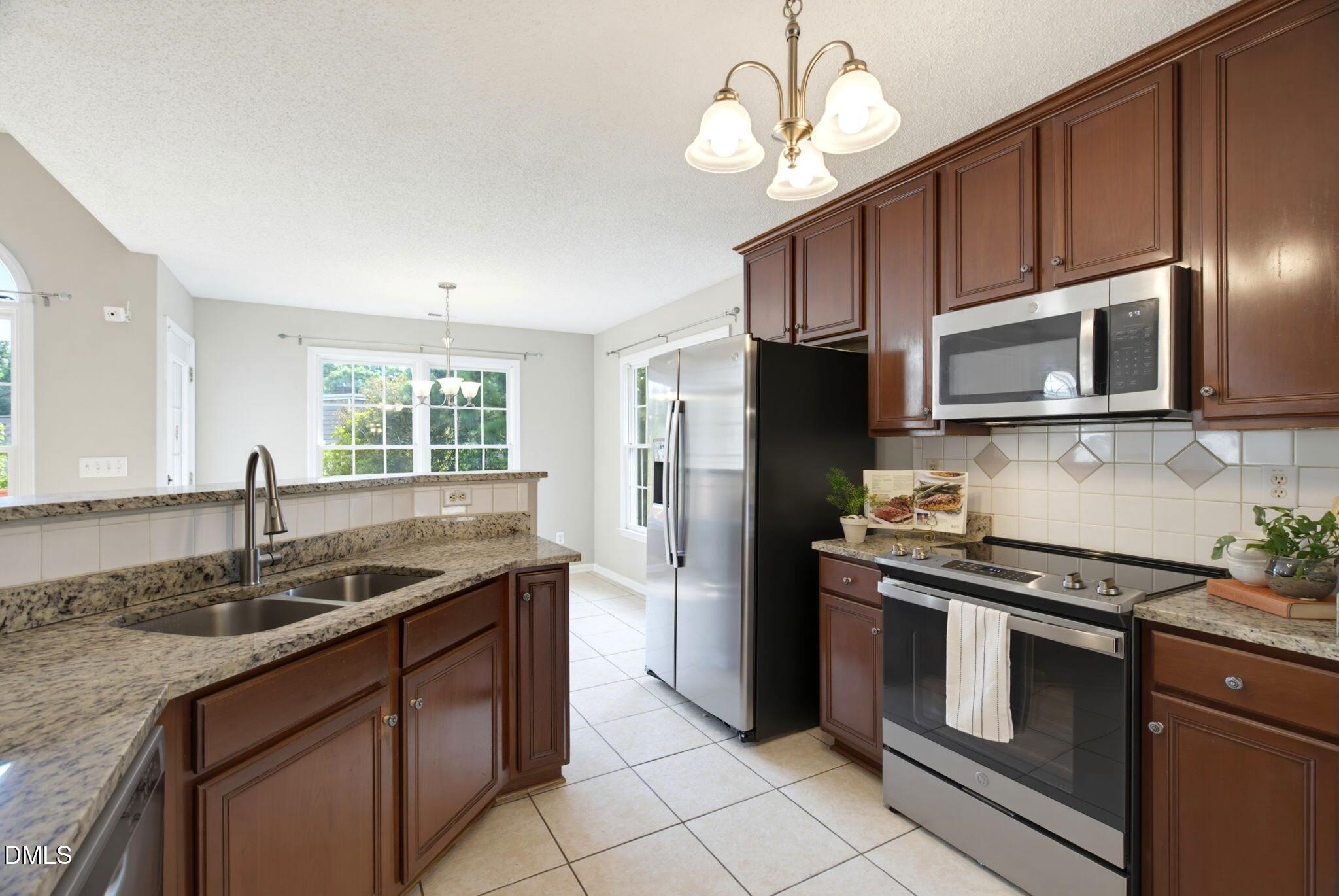 5004 Linden Oaks Avenue Property Photo 14