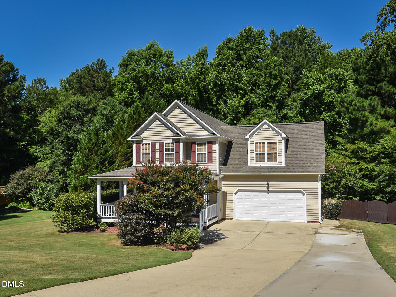 214 Durwood Drive Property Photo 4