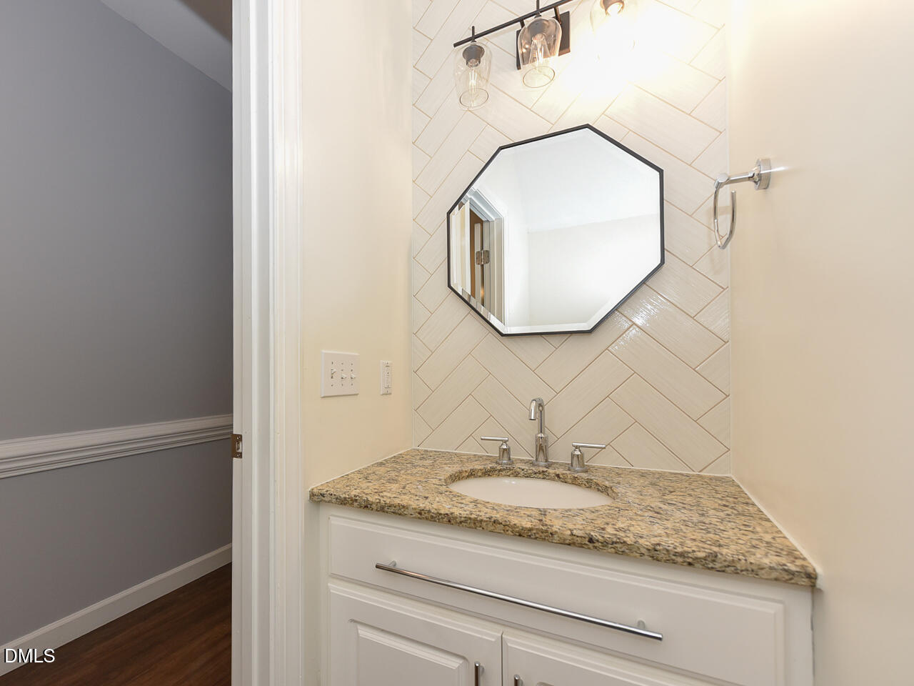 214 Durwood Drive Property Photo 17