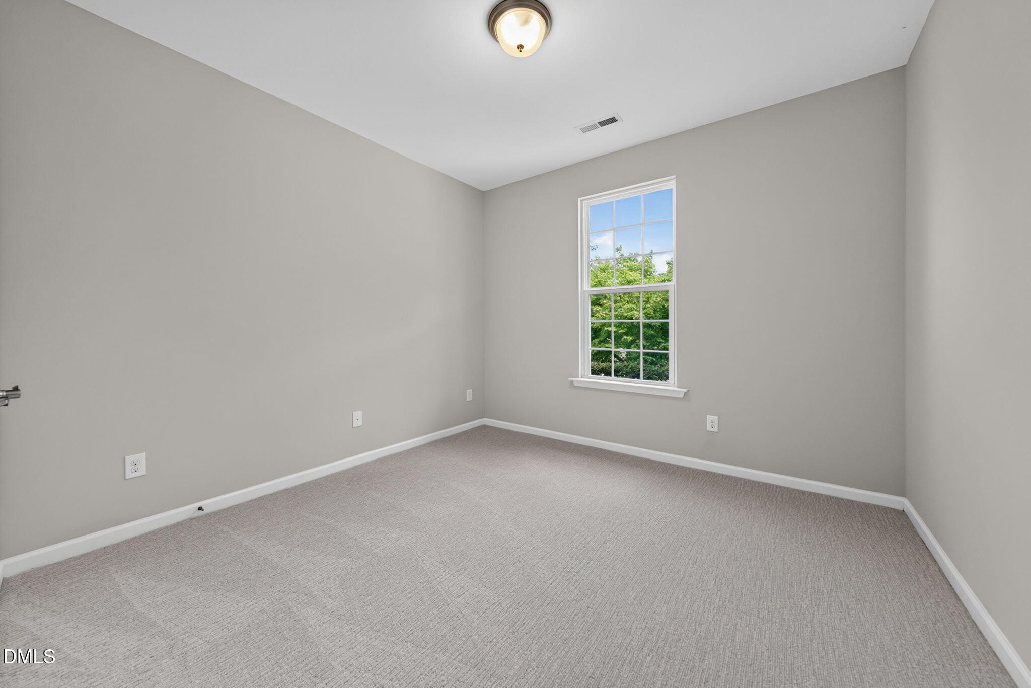 1013 Cadence Lane Property Photo 10